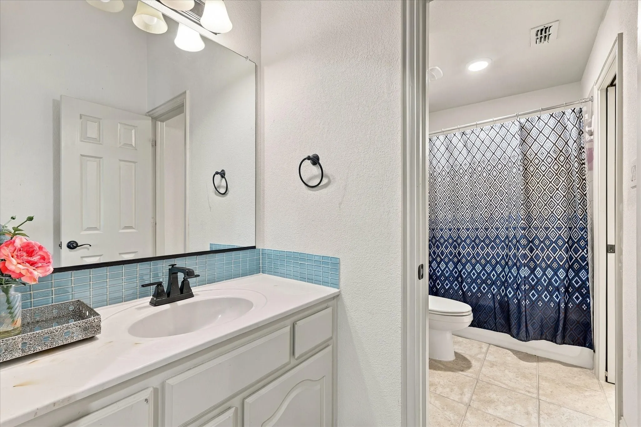 Single Family Residence For Sale in Tarrant County , 2912 Alta, Grand Prairie, Texas 75054, 5 Bedroom, 4 Bathroom, 2 Garage spaces, 4,385 Sqft, built in 2017, mls#21382375, Real Estate Agent in Grand Prairie, Homes For Sale in Tarrant county, Homes For Sale in Grand Prairie, Realtor in Grand Prairie Texas, Real Estate Brokerage Independent Realty Texas, Luminita Cordes Realtor