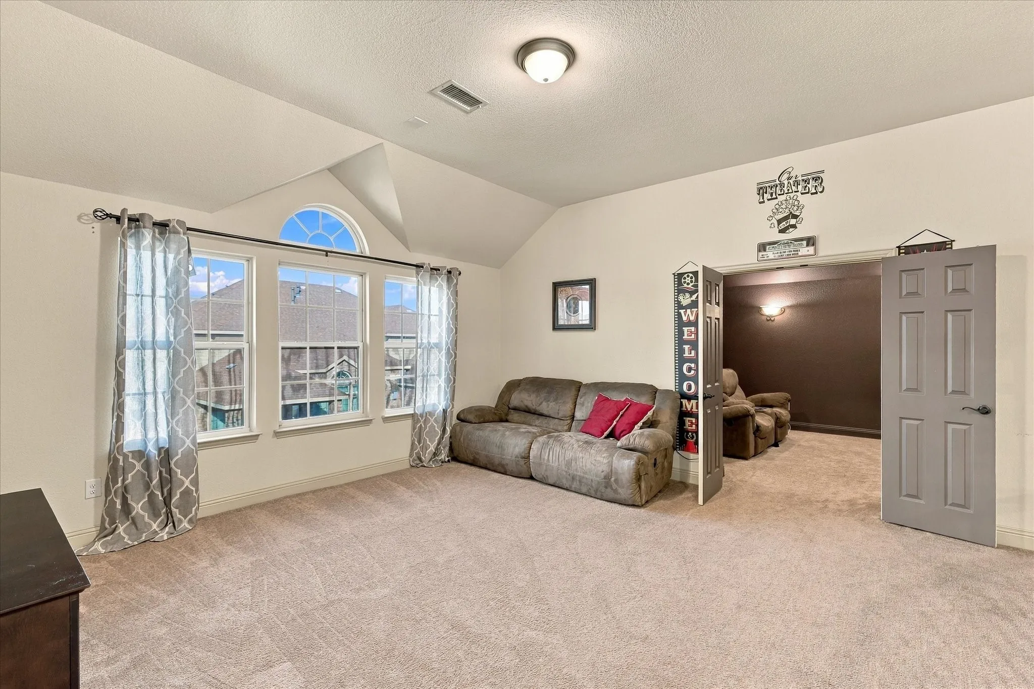 Single Family Residence For Sale in Tarrant County , 2912 Alta, Grand Prairie, Texas 75054, 5 Bedroom, 4 Bathroom, 2 Garage spaces, 4,385 Sqft, built in 2017, mls#21382375, Real Estate Agent in Grand Prairie, Homes For Sale in Tarrant county, Homes For Sale in Grand Prairie, Realtor in Grand Prairie Texas, Real Estate Brokerage Independent Realty Texas, Luminita Cordes Realtor