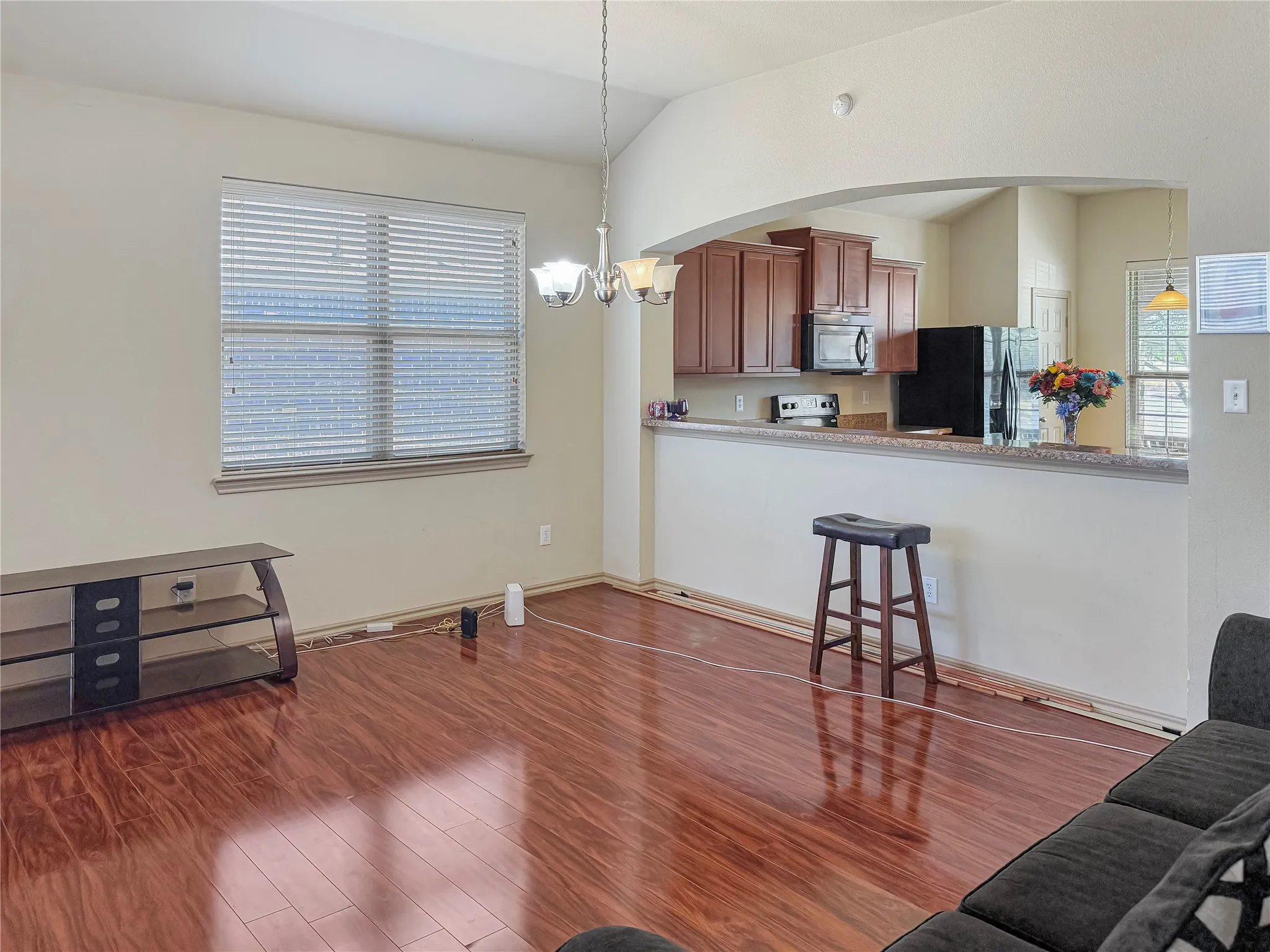 Single Family Residence For Sale in Dallas County , 1805 Overlook Drive, Lancaster, Texas 75146, 3 Bedroom, 2 Bathroom, 2 Garage spaces, 1,578 Sqft, built in 2013, mls#21384210, Real Estate Agent in Lancaster, Homes For Sale in Dallas county, Homes For Sale in Lancaster, Realtor in Lancaster Texas, Real Estate Brokerage Independent Realty Texas, Luminita Cordes Realtor