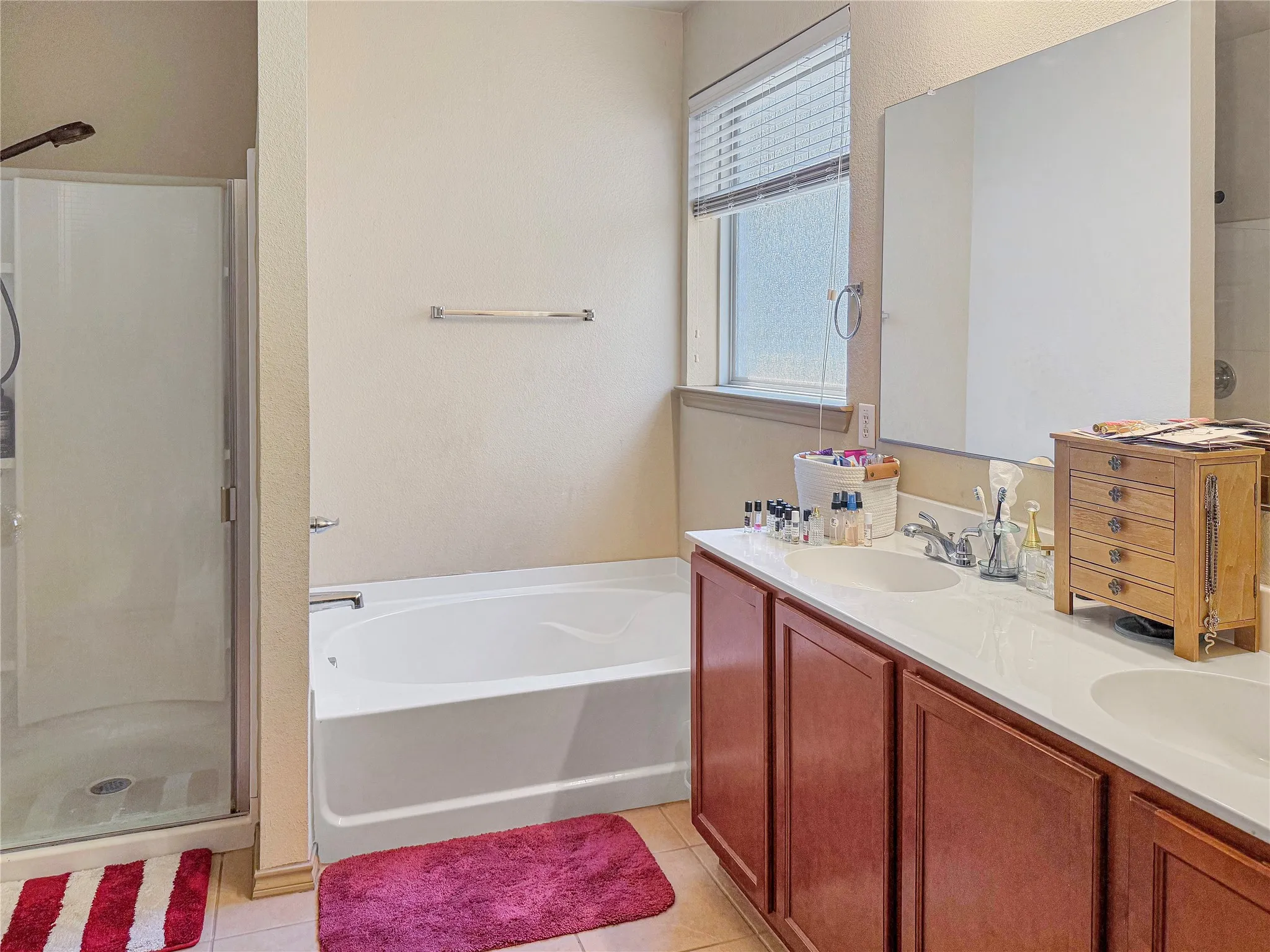 Single Family Residence For Sale in Dallas County , 1805 Overlook Drive, Lancaster, Texas 75146, 3 Bedroom, 2 Bathroom, 2 Garage spaces, 1,578 Sqft, built in 2013, mls#21384210, Real Estate Agent in Lancaster, Homes For Sale in Dallas county, Homes For Sale in Lancaster, Realtor in Lancaster Texas, Real Estate Brokerage Independent Realty Texas, Luminita Cordes Realtor