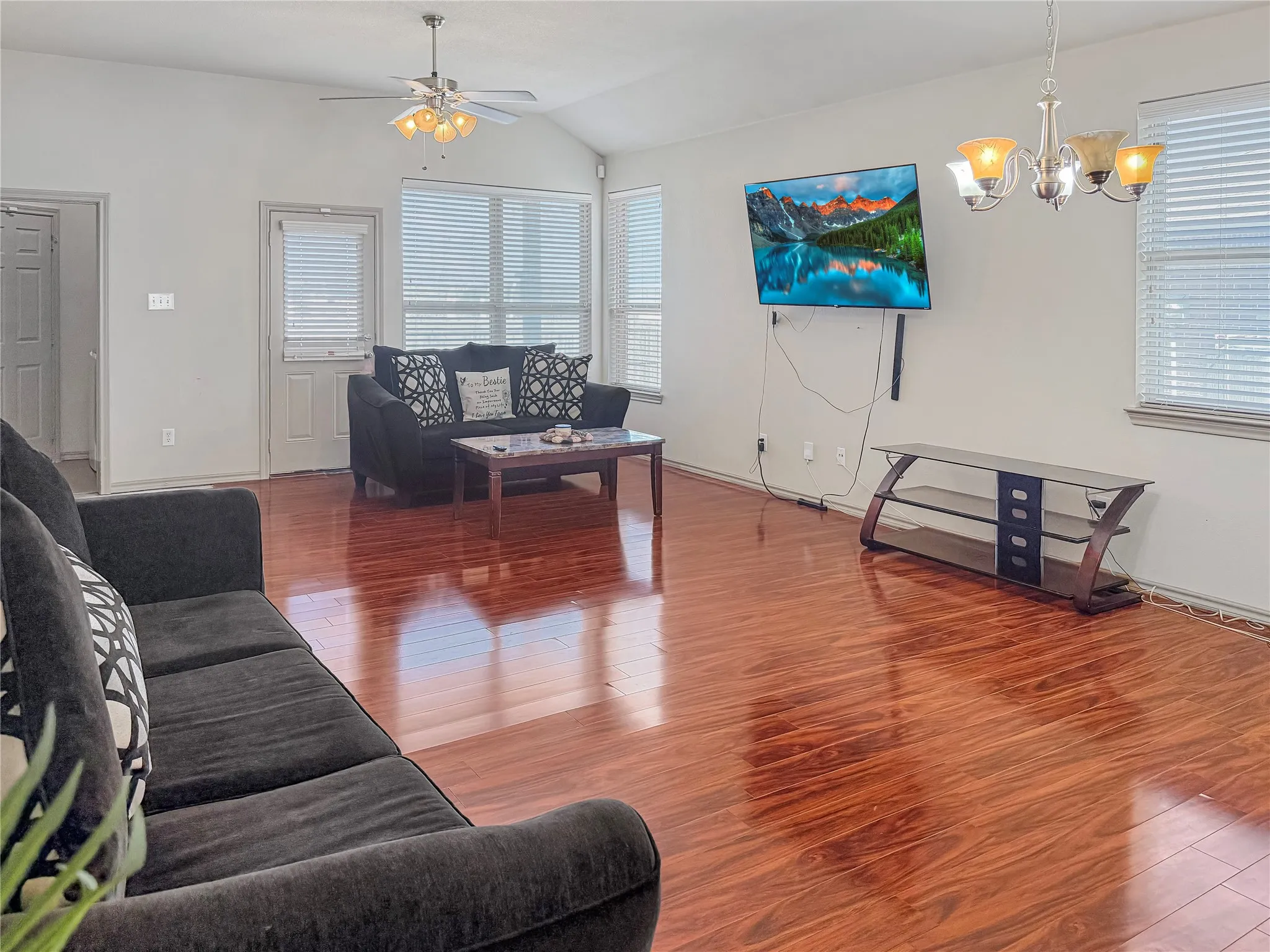 Single Family Residence For Sale in Dallas County , 1805 Overlook Drive, Lancaster, Texas 75146, 3 Bedroom, 2 Bathroom, 2 Garage spaces, 1,578 Sqft, built in 2013, mls#21384210, Real Estate Agent in Lancaster, Homes For Sale in Dallas county, Homes For Sale in Lancaster, Realtor in Lancaster Texas, Real Estate Brokerage Independent Realty Texas, Luminita Cordes Realtor