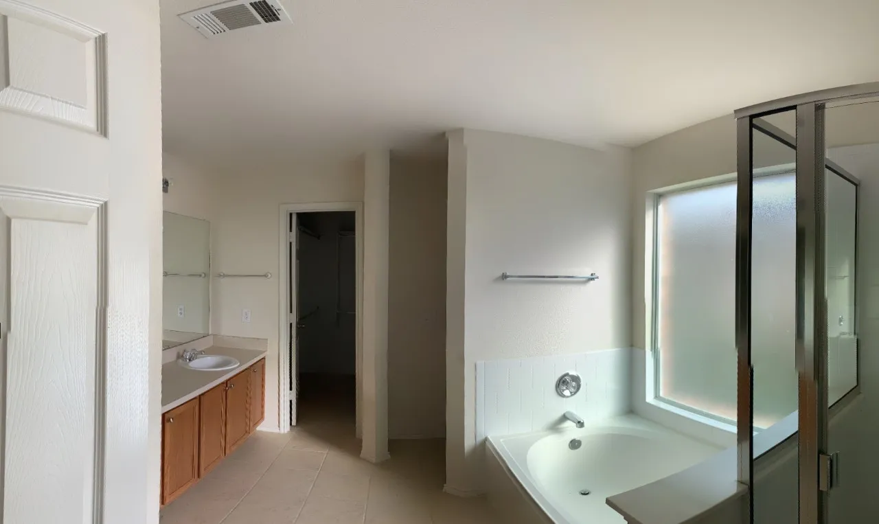 Single Family Residence For Rent in Tarrant County , 1604 Desperado Road, Fort Worth, Texas 76131, 3 Bedroom, 2 Bathroom, 2 Garage spaces, 1,784 Sqft, built in 2006, mls#21380916, Real Estate Agent in Fort Worth, Homes For Rent in Tarrant county, Homes For Rent in Fort Worth, Realtor in Fort Worth Texas, Real Estate Brokerage Independent Realty Texas, Luminita Cordes Realtor