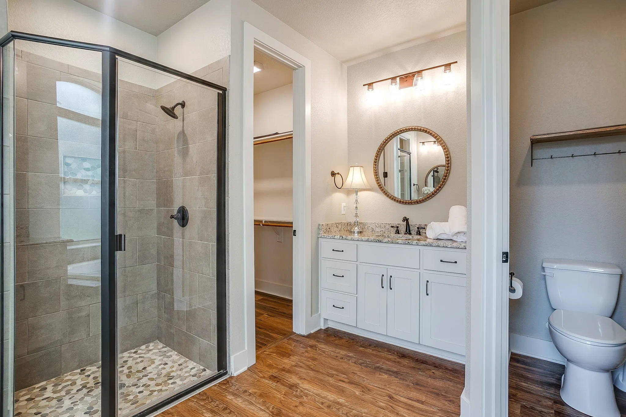 Single Family Residence For Sale in Parker County , 605 Embers Lane, Weatherford, Texas 76085, 3 Bedroom, 3 Bathroom, 2 Garage spaces, 2,106 Sqft, built in 2018, mls#21382828, Real Estate Agent in Weatherford, Homes For Sale in Parker county, Homes For Sale in Weatherford, Realtor in Weatherford Texas, Real Estate Brokerage Independent Realty Texas, Luminita Cordes Realtor