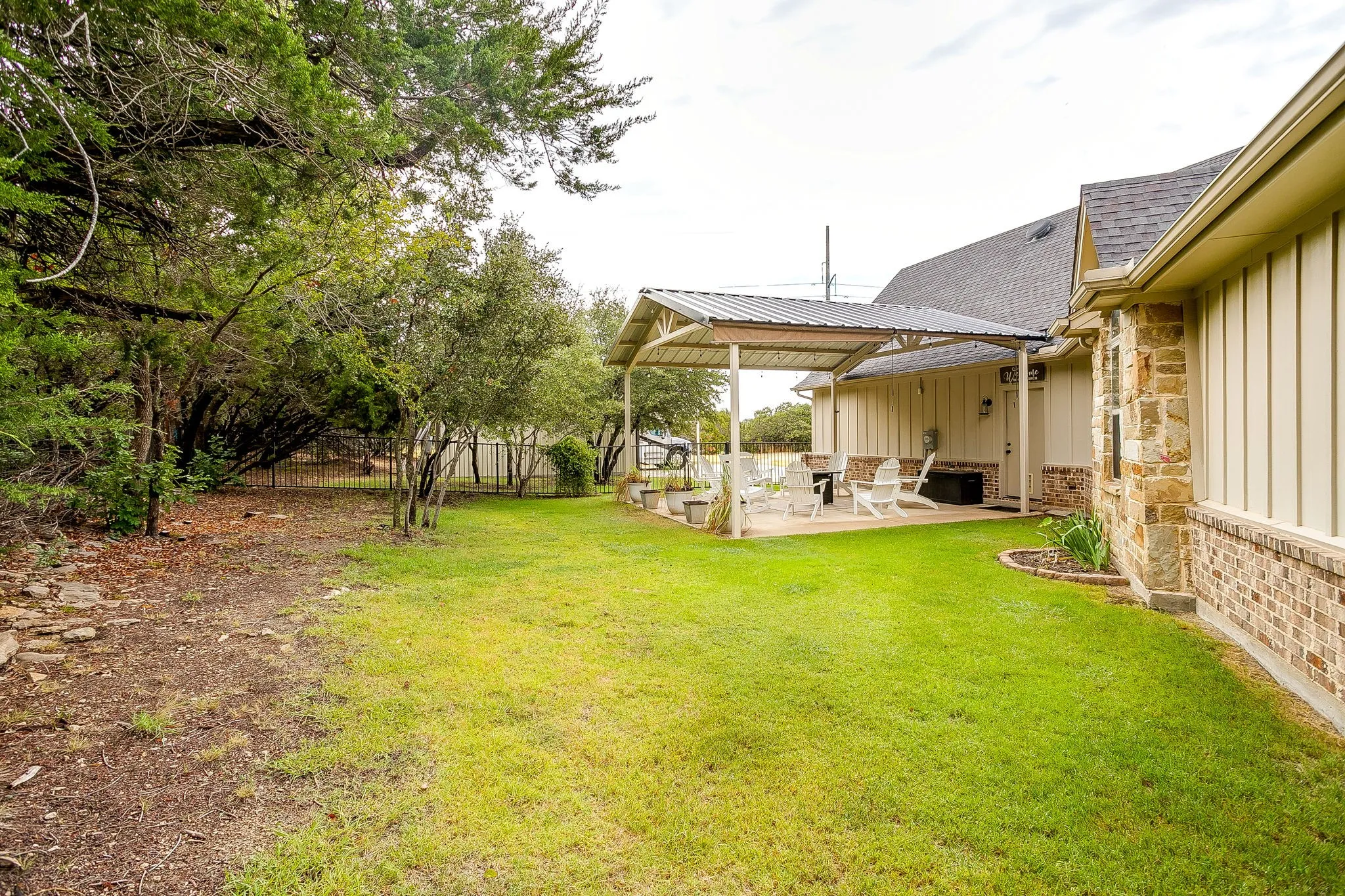 Single Family Residence For Sale in Parker County , 605 Embers Lane, Weatherford, Texas 76085, 3 Bedroom, 3 Bathroom, 2 Garage spaces, 2,106 Sqft, built in 2018, mls#21382828, Real Estate Agent in Weatherford, Homes For Sale in Parker county, Homes For Sale in Weatherford, Realtor in Weatherford Texas, Real Estate Brokerage Independent Realty Texas, Luminita Cordes Realtor