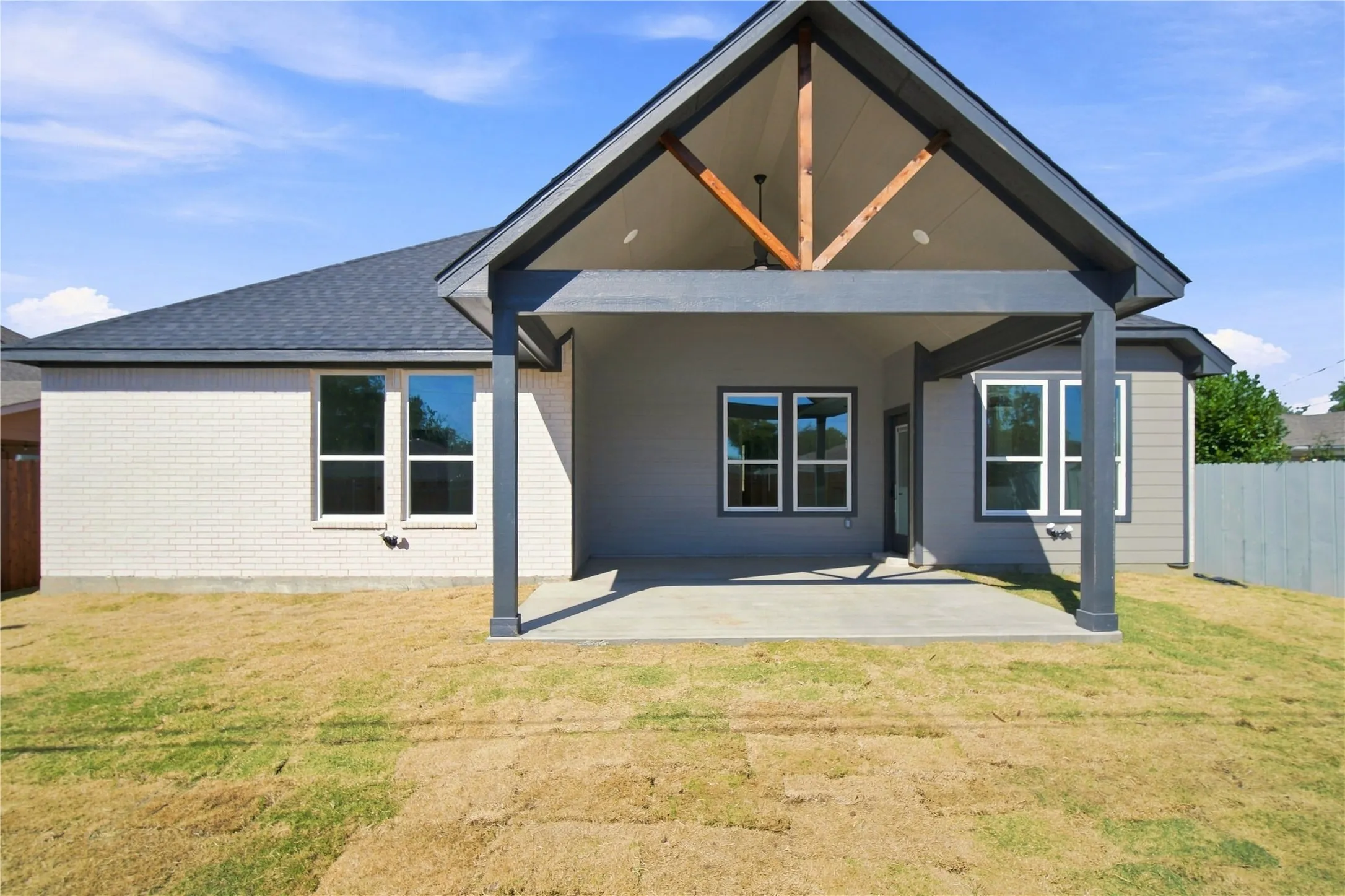 Single Family Residence For Sale in Dallas County , 1606 Avenue C, Grand Prairie, Texas 75051, 4 Bedroom, 3 Bathroom, 2 Garage spaces, 2,302 Sqft, built in 2026, mls#21384897, Real Estate Agent in Grand Prairie, Homes For Sale in Dallas county, Homes For Sale in Grand Prairie, Realtor in Grand Prairie Texas, Real Estate Brokerage Independent Realty Texas, Luminita Cordes Realtor