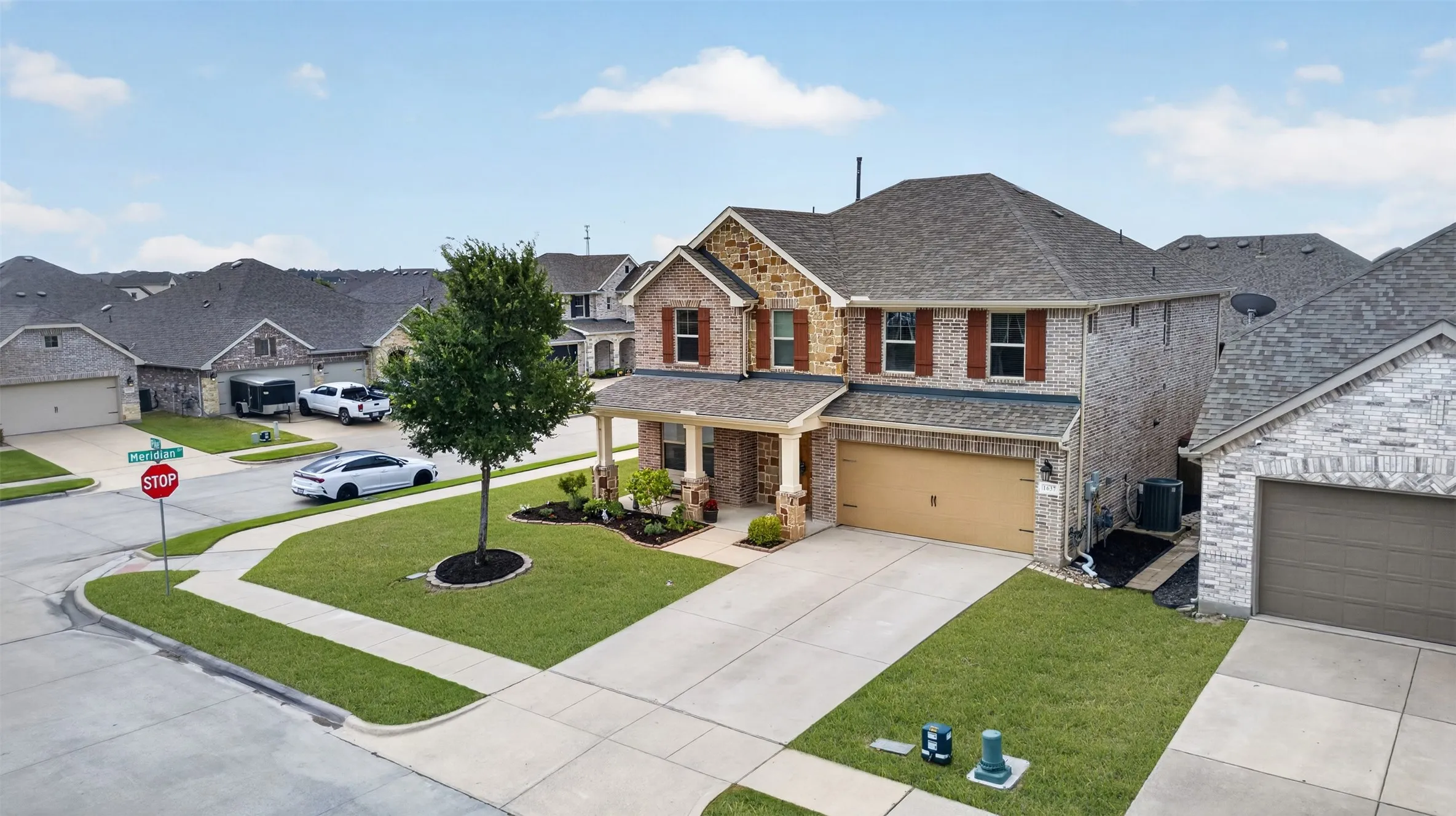Single Family Residence For Sale in Kaufman County , 1637 Pike Drive, Forney, Texas 75126, 4 Bedroom, 3 Bathroom, 2 Garage spaces, 2,824 Sqft, built in 2017, mls#21381656, Real Estate Agent in Forney, Homes For Sale in Kaufman county, Homes For Sale in Forney, Realtor in Forney Texas, Real Estate Brokerage Independent Realty Texas, Luminita Cordes Realtor