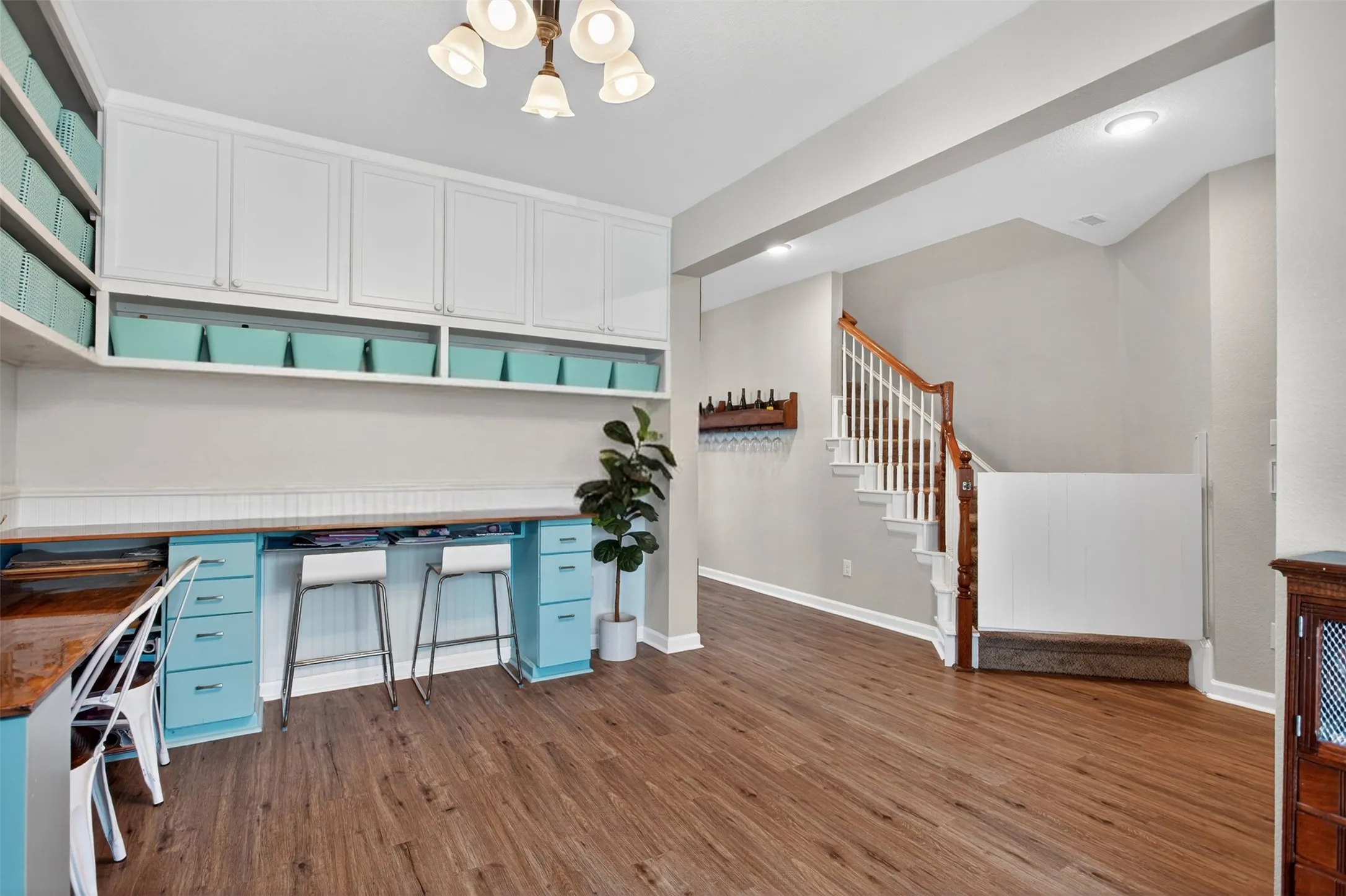Single Family Residence For Sale in Kaufman County , 1637 Pike Drive, Forney, Texas 75126, 4 Bedroom, 3 Bathroom, 2 Garage spaces, 2,824 Sqft, built in 2017, mls#21381656, Real Estate Agent in Forney, Homes For Sale in Kaufman county, Homes For Sale in Forney, Realtor in Forney Texas, Real Estate Brokerage Independent Realty Texas, Luminita Cordes Realtor