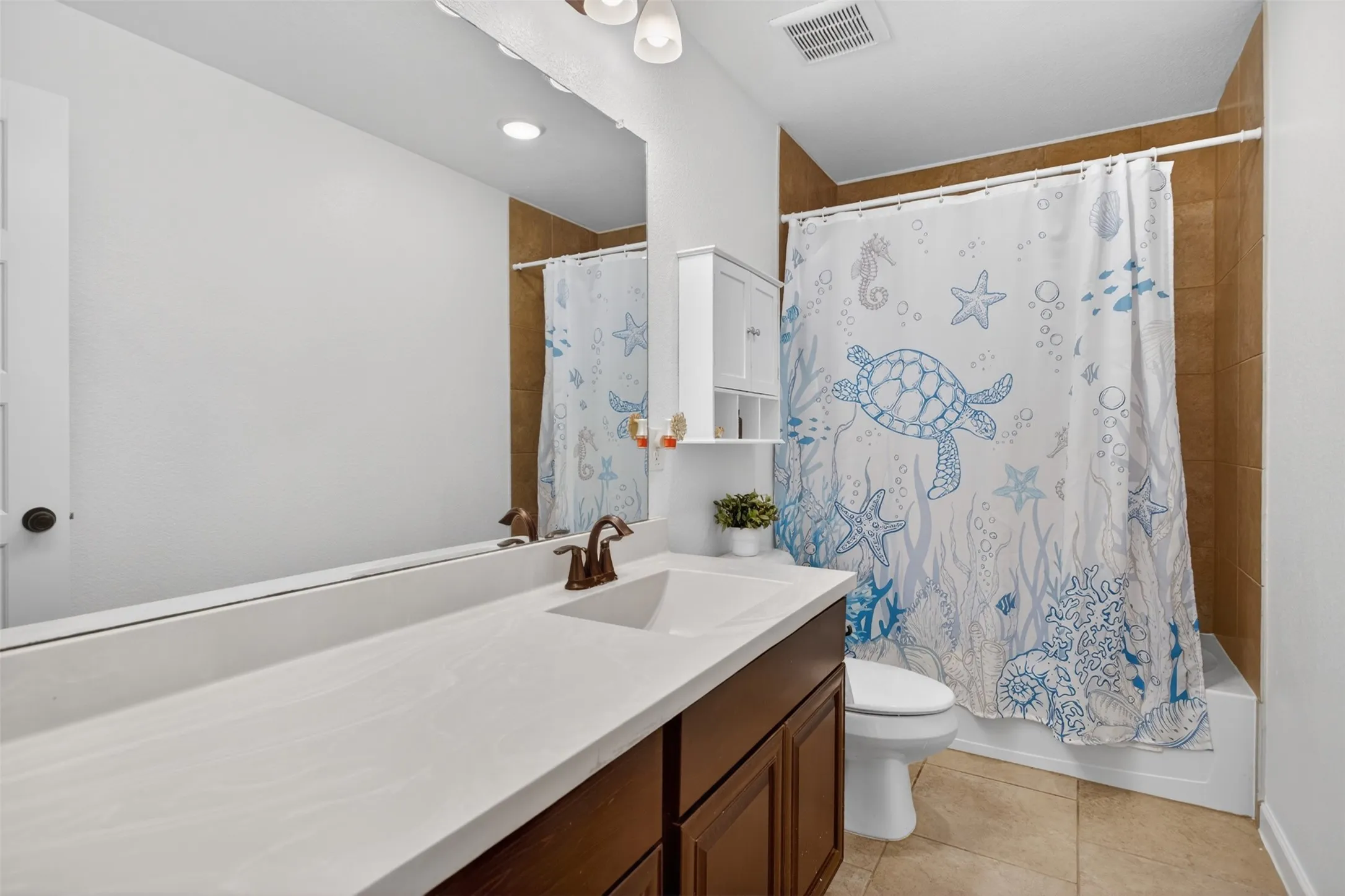Single Family Residence For Sale in Kaufman County , 1637 Pike Drive, Forney, Texas 75126, 4 Bedroom, 3 Bathroom, 2 Garage spaces, 2,824 Sqft, built in 2017, mls#21381656, Real Estate Agent in Forney, Homes For Sale in Kaufman county, Homes For Sale in Forney, Realtor in Forney Texas, Real Estate Brokerage Independent Realty Texas, Luminita Cordes Realtor