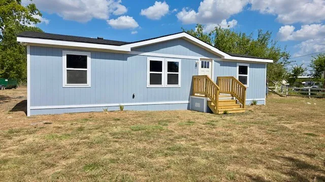 Mobile Home For Sale in Ellis County , 121 Dandy Mill Road, Ferris, Texas 75125, 3 Bedroom, 2 Bathroom, Garage spaces, 1,260 Sqft, built in 1995, mls#21384712, Real Estate Agent in Ferris, Homes For Sale in Ellis county, Homes For Sale in Ferris, Realtor in Ferris Texas, Real Estate Brokerage Independent Realty Texas, Luminita Cordes Realtor
