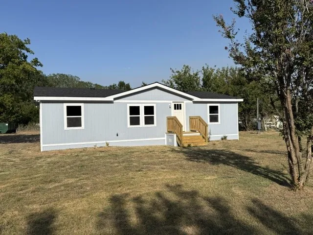 Mobile Home For Sale in Ellis County , 121 Dandy Mill Road, Ferris, Texas 75125, 3 Bedroom, 2 Bathroom, Garage spaces, 1,260 Sqft, built in 1995, mls#21384712, Real Estate Agent in Ferris, Homes For Sale in Ellis county, Homes For Sale in Ferris, Realtor in Ferris Texas, Real Estate Brokerage Independent Realty Texas, Luminita Cordes Realtor