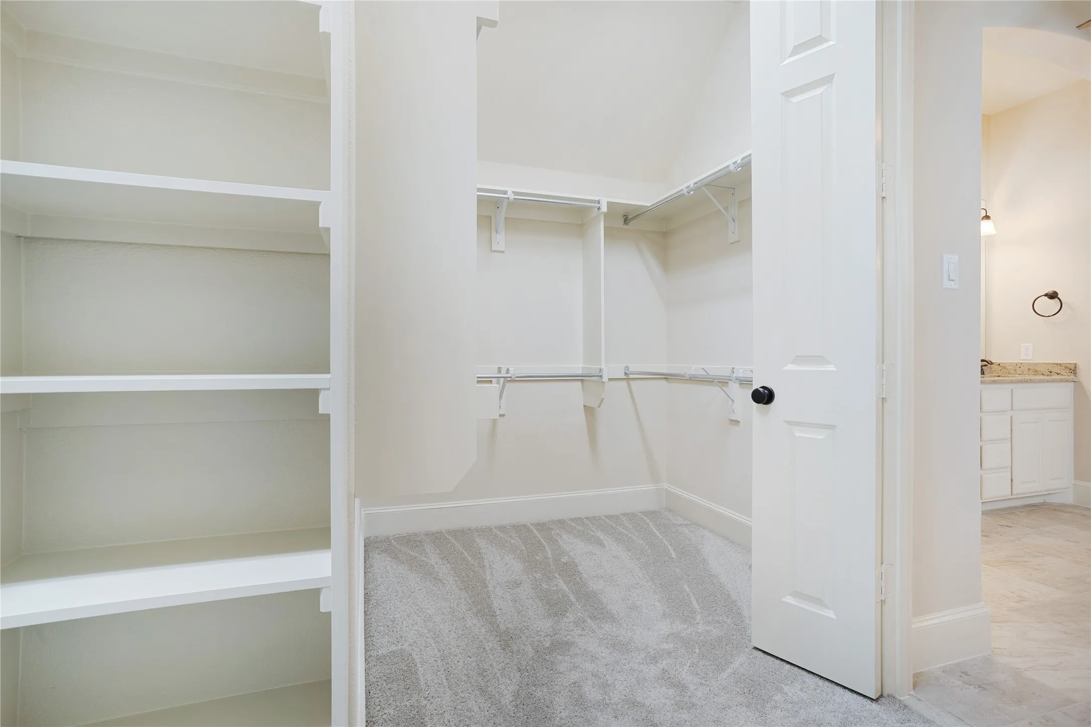 Single Family Residence For Sale in Collin County , 860 Bear Crossing Drive, Allen, Texas 75013, 4 Bedroom, 4 Bathroom, 3 Garage spaces, 3,792 Sqft, built in 2013, mls#21382539, Real Estate Agent in Allen, Homes For Sale in Collin county, Homes For Sale in Allen, Realtor in Allen Texas, Real Estate Brokerage Independent Realty Texas, Luminita Cordes Realtor