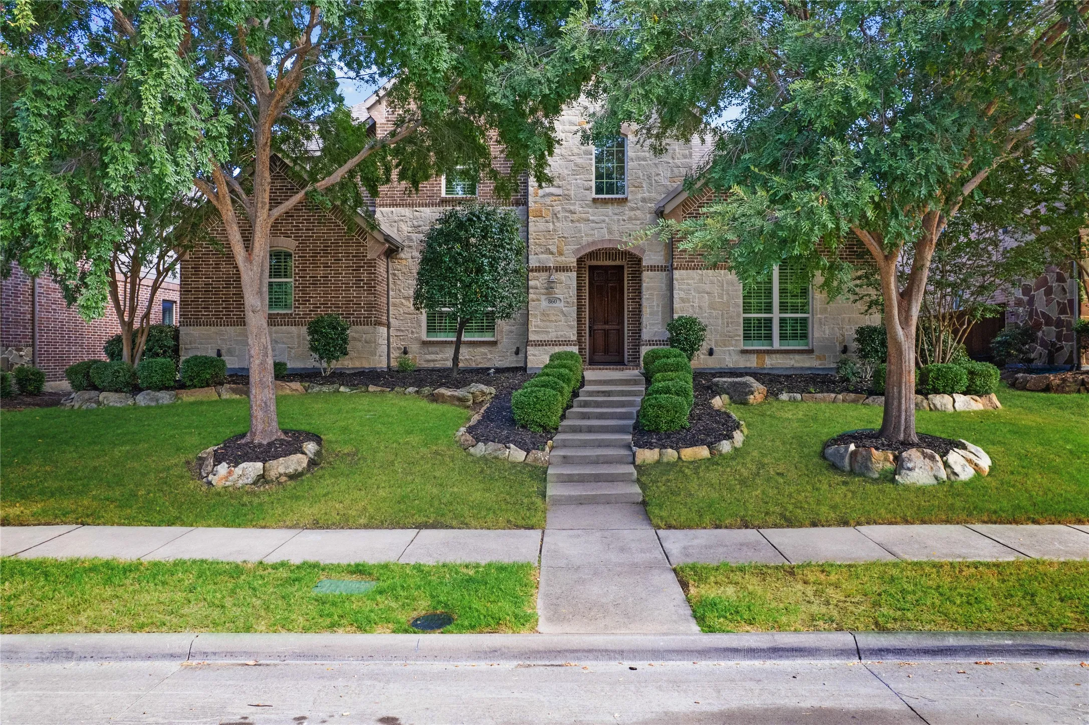 Single Family Residence For Sale in Collin County , 860 Bear Crossing Drive, Allen, Texas 75013, 4 Bedroom, 4 Bathroom, 3 Garage spaces, 3,792 Sqft, built in 2013, mls#21382539, Real Estate Agent in Allen, Homes For Sale in Collin county, Homes For Sale in Allen, Realtor in Allen Texas, Real Estate Brokerage Independent Realty Texas, Luminita Cordes Realtor