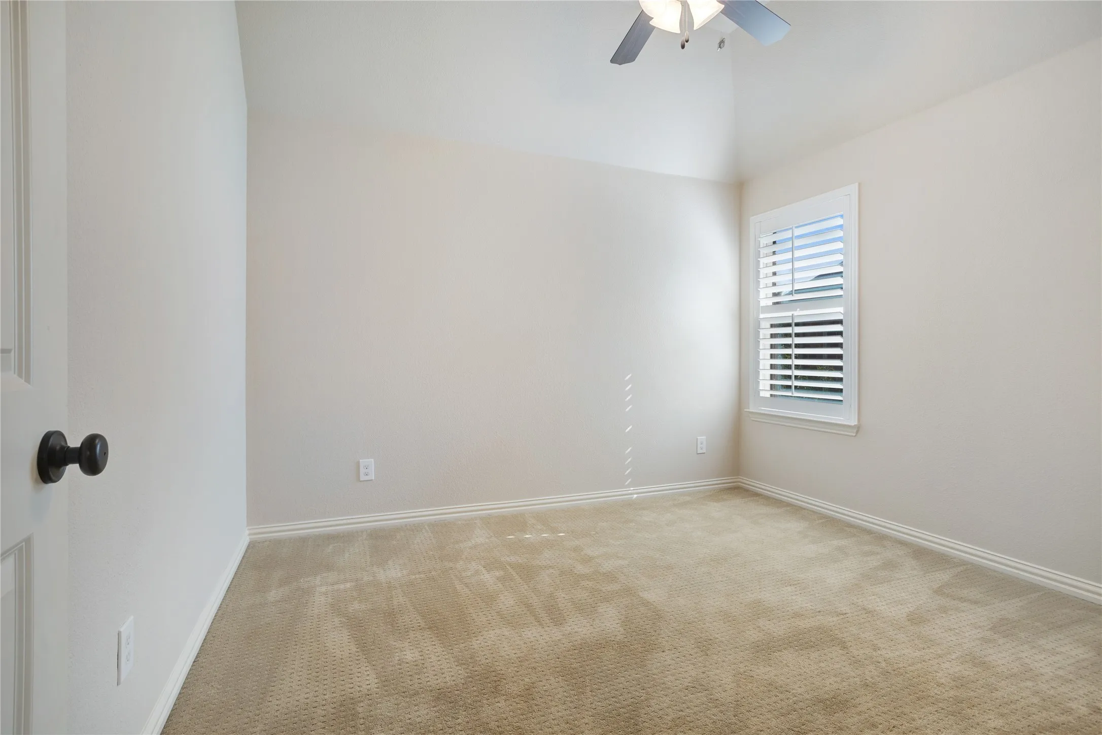 Single Family Residence For Sale in Collin County , 860 Bear Crossing Drive, Allen, Texas 75013, 4 Bedroom, 4 Bathroom, 3 Garage spaces, 3,792 Sqft, built in 2013, mls#21382539, Real Estate Agent in Allen, Homes For Sale in Collin county, Homes For Sale in Allen, Realtor in Allen Texas, Real Estate Brokerage Independent Realty Texas, Luminita Cordes Realtor