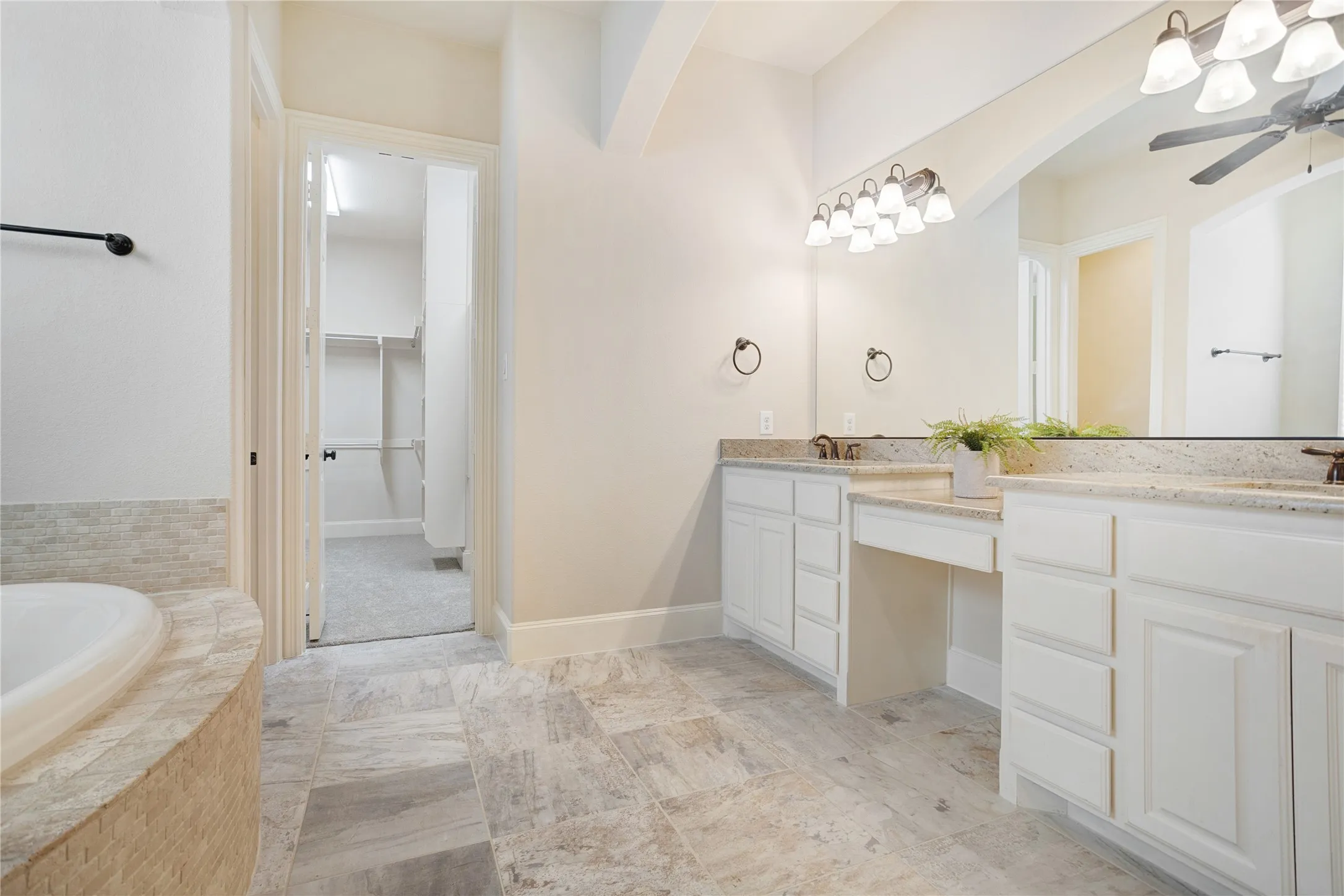 Single Family Residence For Sale in Collin County , 860 Bear Crossing Drive, Allen, Texas 75013, 4 Bedroom, 4 Bathroom, 3 Garage spaces, 3,792 Sqft, built in 2013, mls#21382539, Real Estate Agent in Allen, Homes For Sale in Collin county, Homes For Sale in Allen, Realtor in Allen Texas, Real Estate Brokerage Independent Realty Texas, Luminita Cordes Realtor