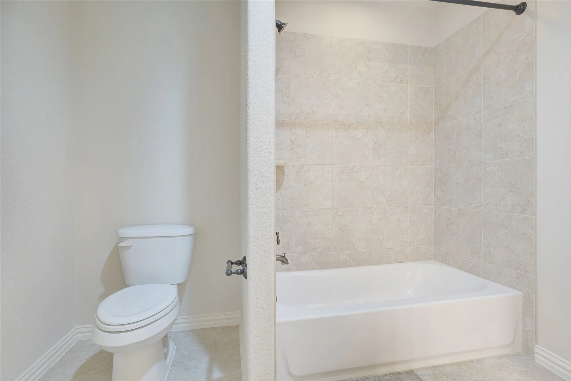 Single Family Residence For Sale in Collin County , 860 Bear Crossing Drive, Allen, Texas 75013, 4 Bedroom, 4 Bathroom, 3 Garage spaces, 3,792 Sqft, built in 2013, mls#21382539, Real Estate Agent in Allen, Homes For Sale in Collin county, Homes For Sale in Allen, Realtor in Allen Texas, Real Estate Brokerage Independent Realty Texas, Luminita Cordes Realtor