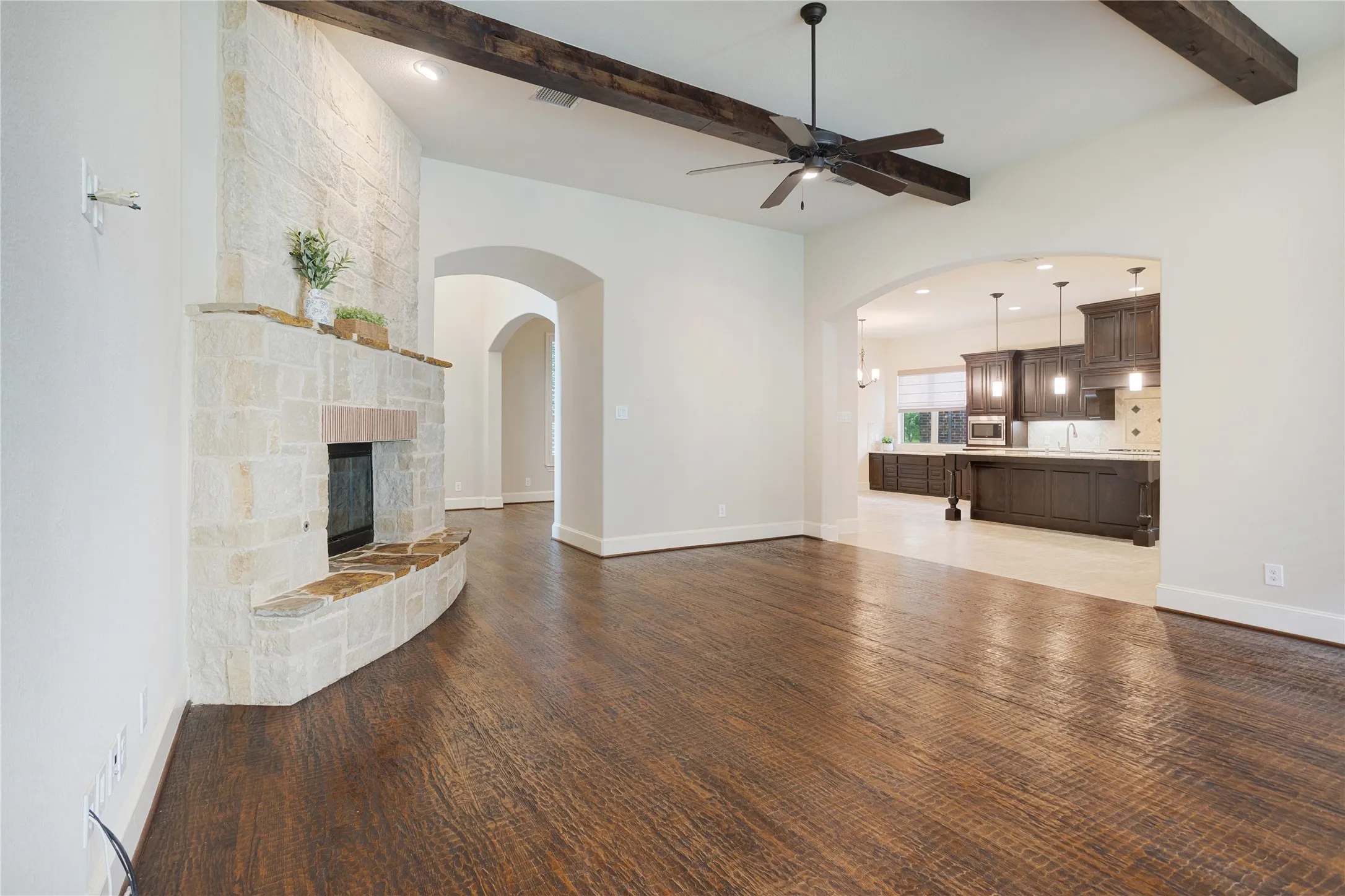 Single Family Residence For Sale in Collin County , 860 Bear Crossing Drive, Allen, Texas 75013, 4 Bedroom, 4 Bathroom, 3 Garage spaces, 3,792 Sqft, built in 2013, mls#21382539, Real Estate Agent in Allen, Homes For Sale in Collin county, Homes For Sale in Allen, Realtor in Allen Texas, Real Estate Brokerage Independent Realty Texas, Luminita Cordes Realtor