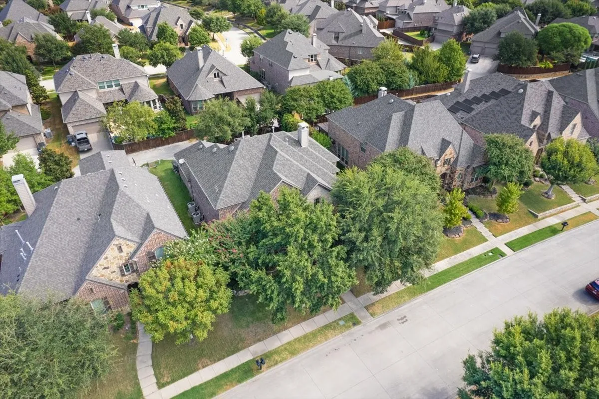 Single Family Residence For Sale in Collin County , 860 Bear Crossing Drive, Allen, Texas 75013, 4 Bedroom, 4 Bathroom, 3 Garage spaces, 3,792 Sqft, built in 2013, mls#21382539, Real Estate Agent in Allen, Homes For Sale in Collin county, Homes For Sale in Allen, Realtor in Allen Texas, Real Estate Brokerage Independent Realty Texas, Luminita Cordes Realtor