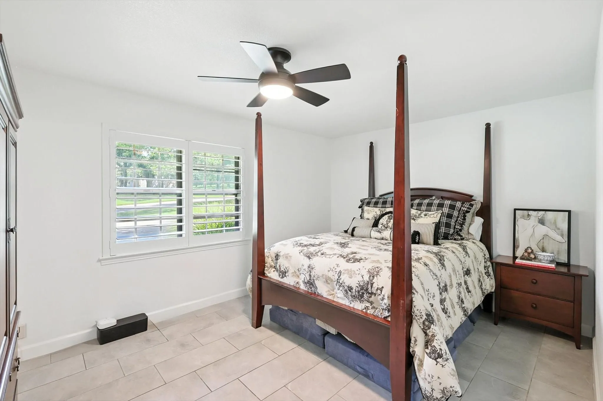 Single Family Residence For Rent in Denton County , 3201 Carmel Street, Denton, Texas 76205, 5 Bedroom, 4 Bathroom, 2 Garage spaces, 3,645 Sqft, built in 1968, mls#21384992, Real Estate Agent in Denton, Homes For Rent in Denton county, Homes For Rent in Denton, Realtor in Denton Texas, Real Estate Brokerage Independent Realty Texas, Luminita Cordes Realtor