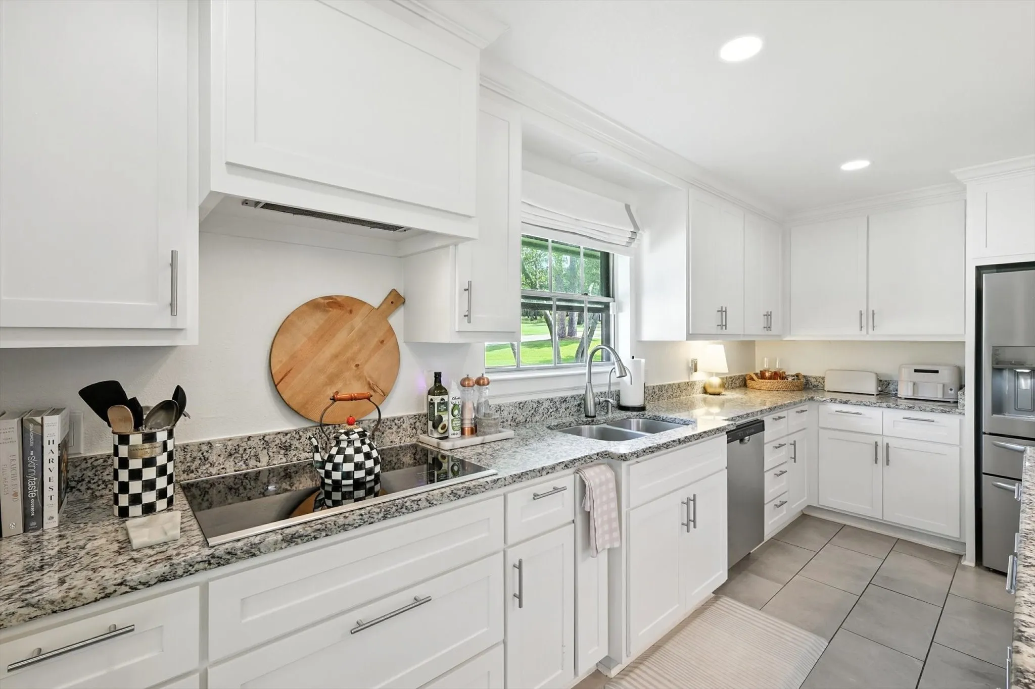Single Family Residence For Rent in Denton County , 3201 Carmel Street, Denton, Texas 76205, 5 Bedroom, 4 Bathroom, 2 Garage spaces, 3,645 Sqft, built in 1968, mls#21384992, Real Estate Agent in Denton, Homes For Rent in Denton county, Homes For Rent in Denton, Realtor in Denton Texas, Real Estate Brokerage Independent Realty Texas, Luminita Cordes Realtor