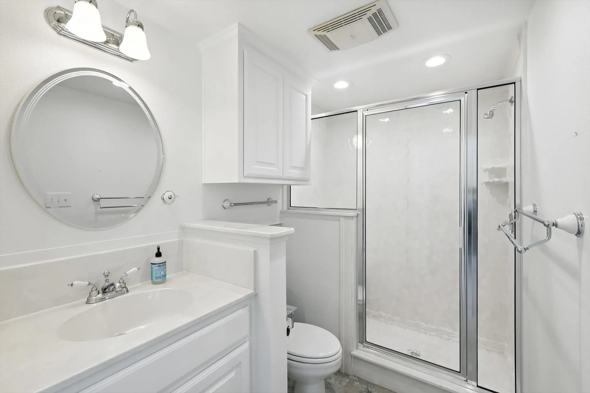 Single Family Residence For Rent in Denton County , 3201 Carmel Street, Denton, Texas 76205, 5 Bedroom, 4 Bathroom, 2 Garage spaces, 3,645 Sqft, built in 1968, mls#21384992, Real Estate Agent in Denton, Homes For Rent in Denton county, Homes For Rent in Denton, Realtor in Denton Texas, Real Estate Brokerage Independent Realty Texas, Luminita Cordes Realtor