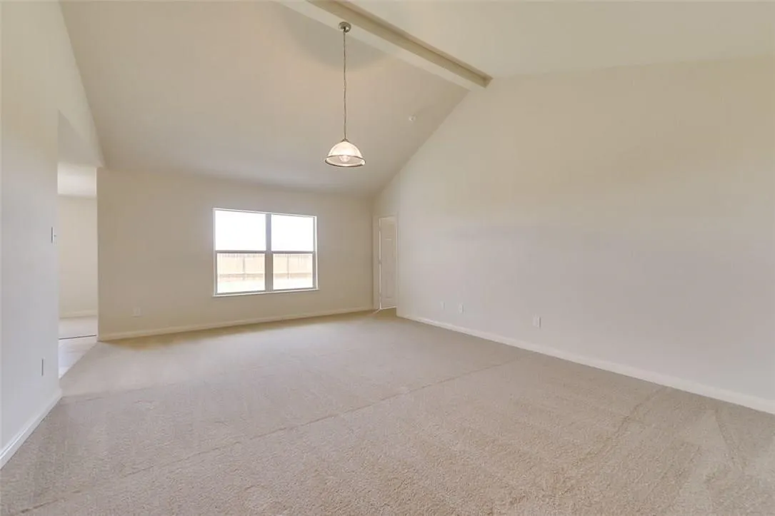 Single Family Residence For Sale in Collin County , 303 Soap Tree Drive, Princeton, Texas 75407, 4 Bedroom, 2 Bathroom, 2 Garage spaces, 1,656 Sqft, built in 2016, mls#21384993, Real Estate Agent in Princeton, Homes For Sale in Collin county, Homes For Sale in Princeton, Realtor in Princeton Texas, Real Estate Brokerage Independent Realty Texas, Luminita Cordes Realtor