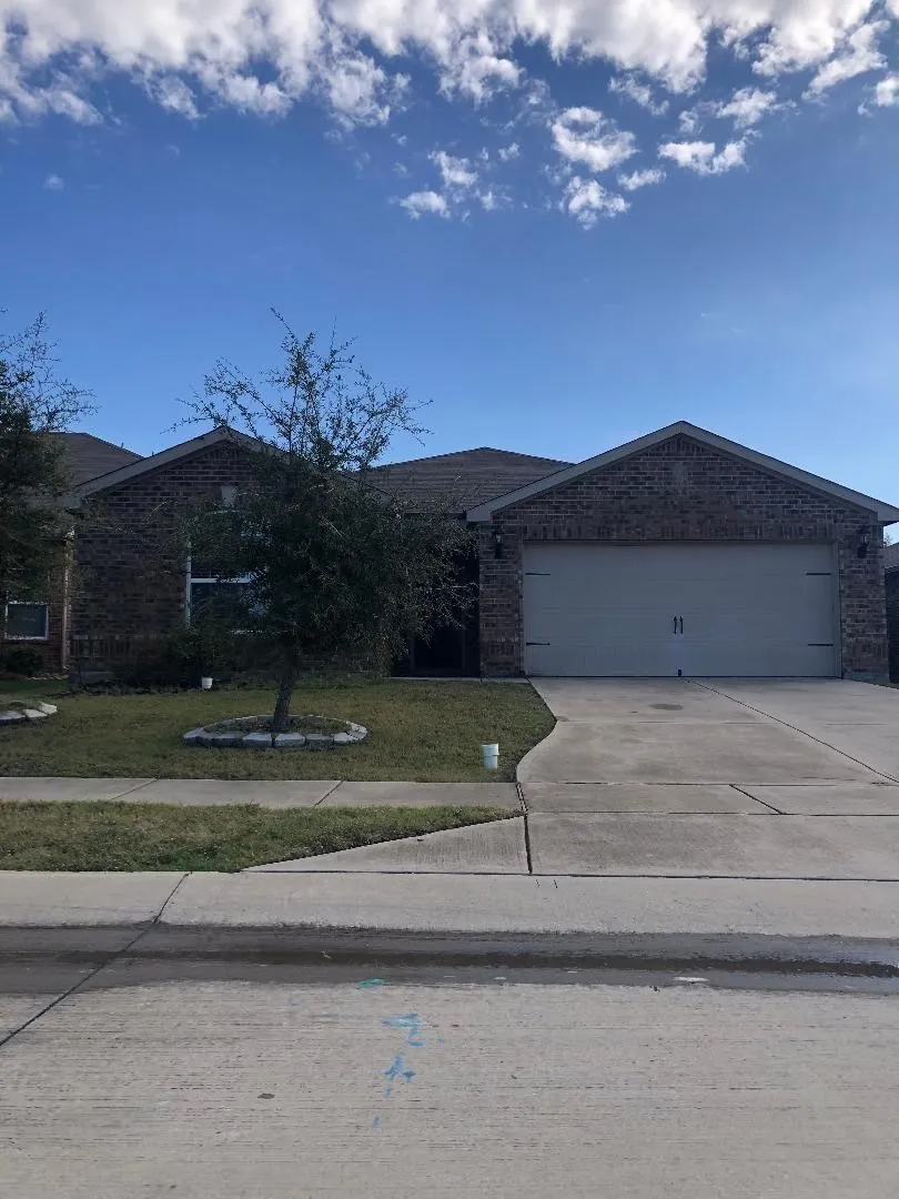 Single Family Residence For Sale in Collin County , 303 Soap Tree Drive, Princeton, Texas 75407, 4 Bedroom, 2 Bathroom, 2 Garage spaces, 1,656 Sqft, built in 2016, mls#21384993, Real Estate Agent in Princeton, Homes For Sale in Collin county, Homes For Sale in Princeton, Realtor in Princeton Texas, Real Estate Brokerage Independent Realty Texas, Luminita Cordes Realtor