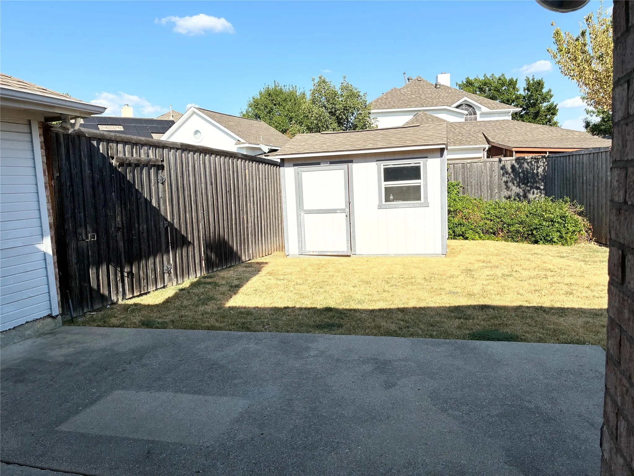 Single Family Residence For Rent in Collin County , 807 Aylesbury Drive, Allen, Texas 75002, 3 Bedroom, 2 Bathroom, 2 Garage spaces, 1,531 Sqft, built in 1996, mls#21374689, Real Estate Agent in Allen, Homes For Rent in Collin county, Homes For Rent in Allen, Realtor in Allen Texas, Real Estate Brokerage Independent Realty Texas, Luminita Cordes Realtor