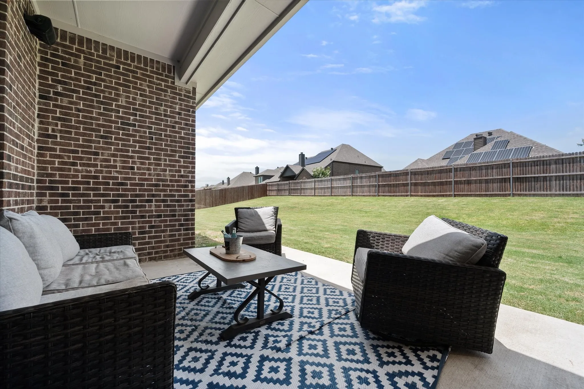 Single Family Residence For Sale in Ellis County , 5600 Log Cabin Court, Midlothian, Texas 76065, 4 Bedroom, 2 Bathroom, 2 Garage spaces, 1,882 Sqft, built in 2021, mls#21384038, Real Estate Agent in Midlothian, Homes For Sale in Ellis county, Homes For Sale in Midlothian, Realtor in Midlothian Texas, Real Estate Brokerage Independent Realty Texas, Luminita Cordes Realtor