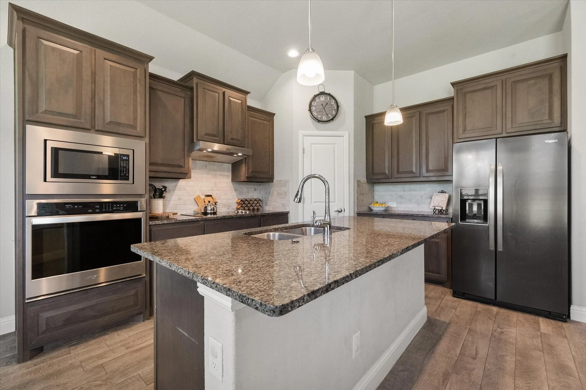 Single Family Residence For Sale in Ellis County , 5600 Log Cabin Court, Midlothian, Texas 76065, 4 Bedroom, 2 Bathroom, 2 Garage spaces, 1,882 Sqft, built in 2021, mls#21384038, Real Estate Agent in Midlothian, Homes For Sale in Ellis county, Homes For Sale in Midlothian, Realtor in Midlothian Texas, Real Estate Brokerage Independent Realty Texas, Luminita Cordes Realtor