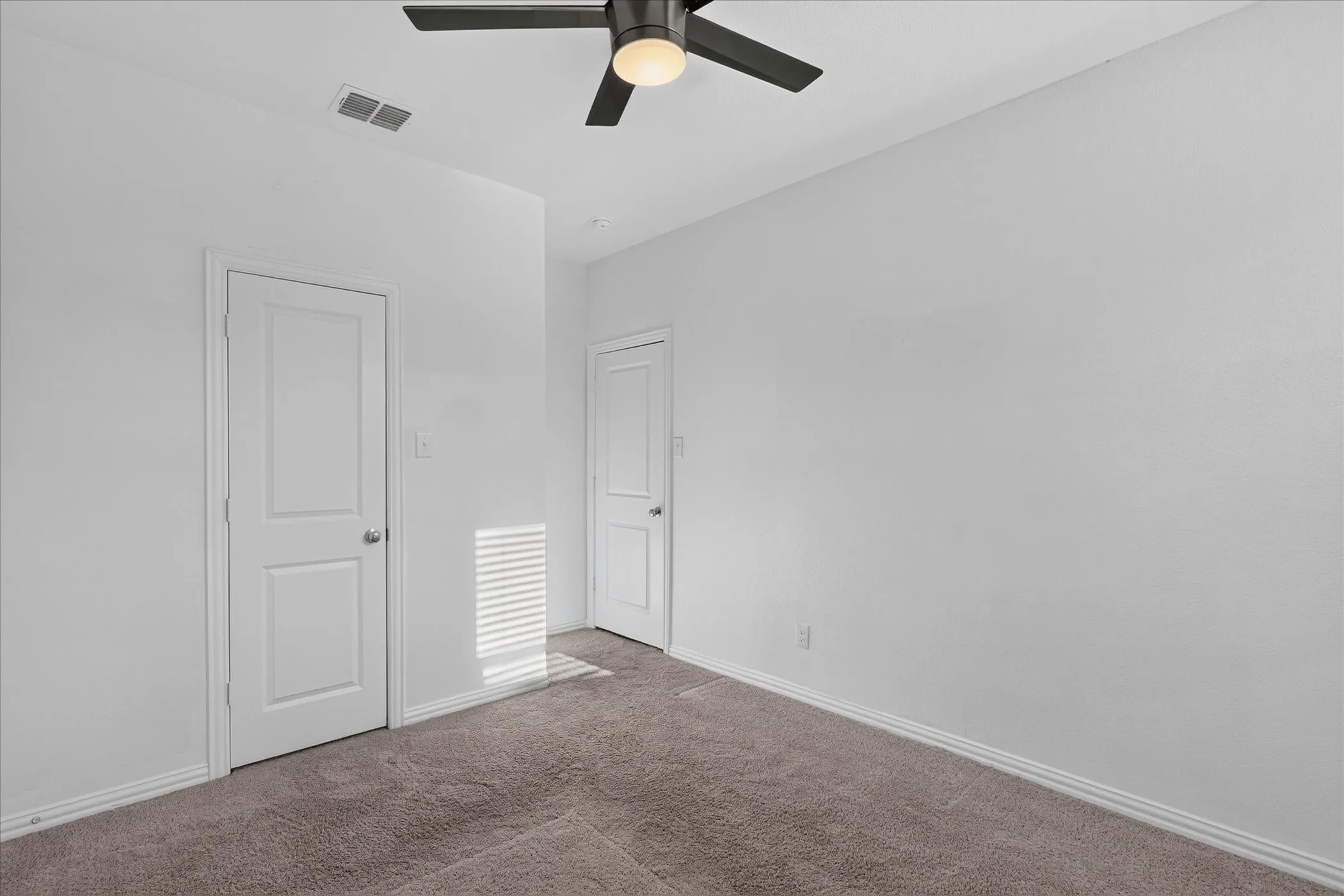 Single Family Residence For Rent in Collin County , 1222 Smoketree Lane, Princeton, Texas 75407, 4 Bedroom, 2 Bathroom, 2 Garage spaces, 1,996 Sqft, built in 2022, mls#21380388, Real Estate Agent in Princeton, Homes For Rent in Collin county, Homes For Rent in Princeton, Realtor in Princeton Texas, Real Estate Brokerage Independent Realty Texas, Luminita Cordes Realtor
