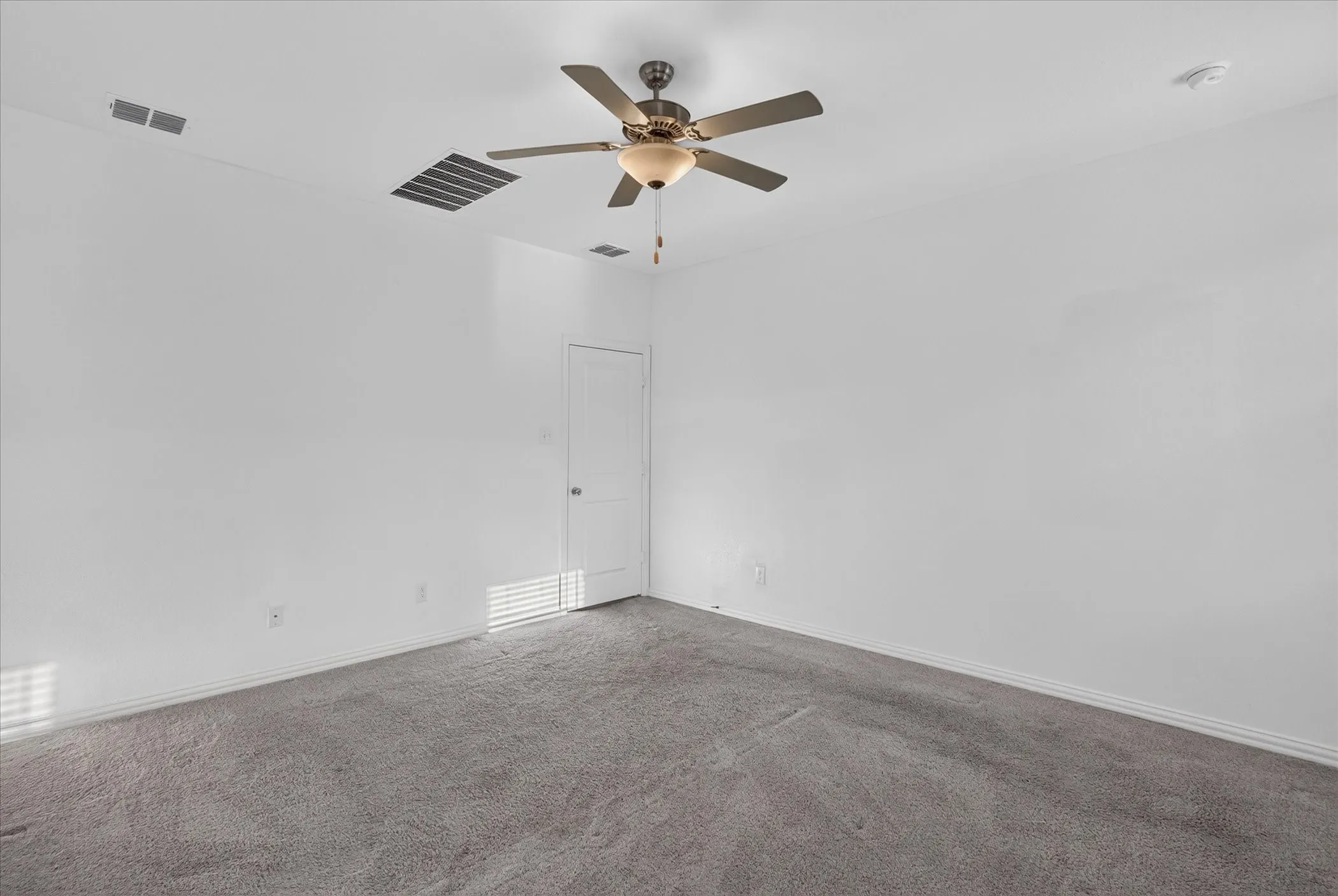 Single Family Residence For Rent in Collin County , 1222 Smoketree Lane, Princeton, Texas 75407, 4 Bedroom, 2 Bathroom, 2 Garage spaces, 1,996 Sqft, built in 2022, mls#21380388, Real Estate Agent in Princeton, Homes For Rent in Collin county, Homes For Rent in Princeton, Realtor in Princeton Texas, Real Estate Brokerage Independent Realty Texas, Luminita Cordes Realtor