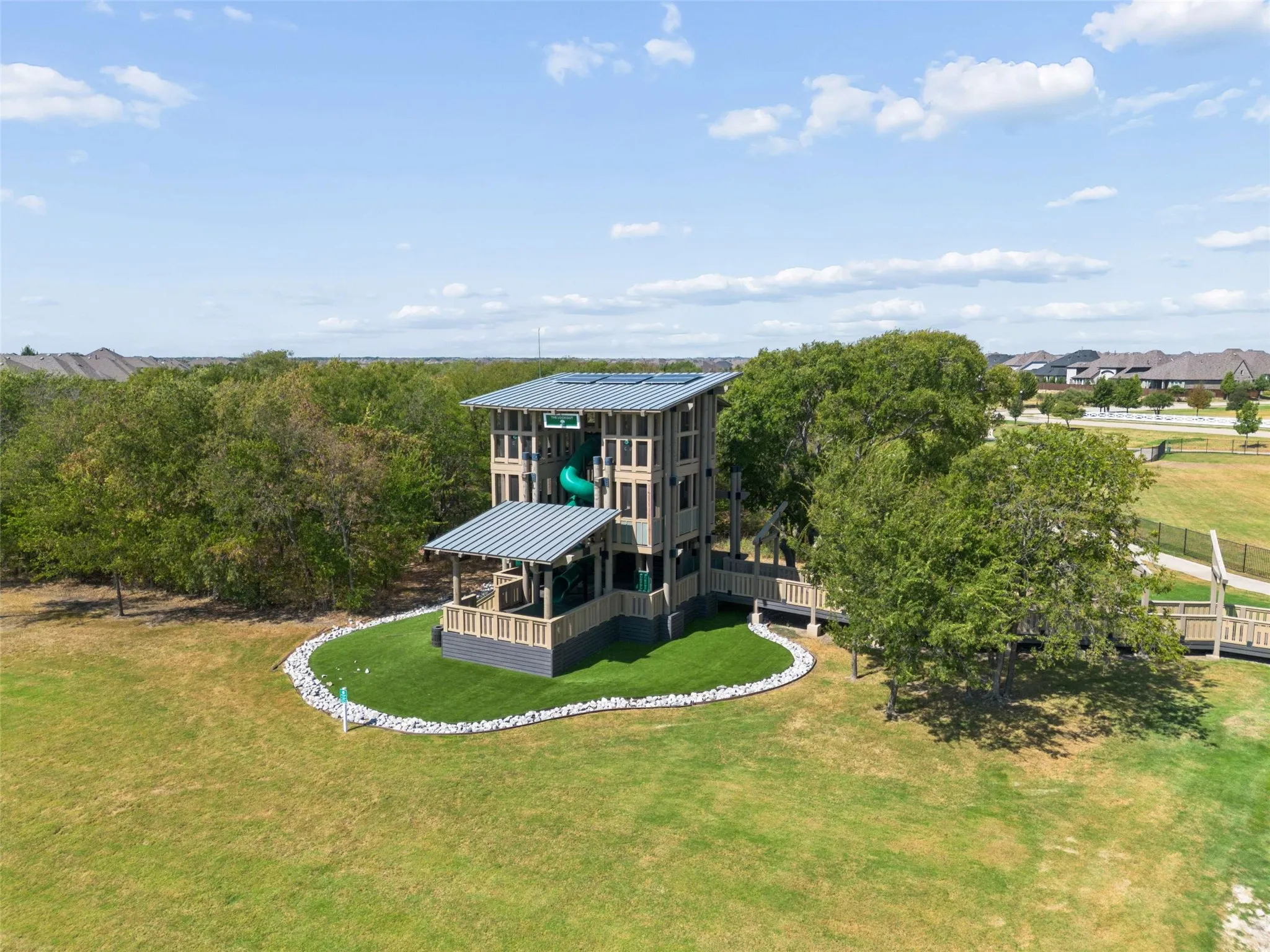 Single Family Residence For Sale in Denton County , 1132 Friesian Lane, Aubrey, Texas 76227, 4 Bedroom, 3 Bathroom, 2 Garage spaces, 2,372 Sqft, built in 2018, mls#21384291, Real Estate Agent in Aubrey, Homes For Sale in Denton county, Homes For Sale in Aubrey, Realtor in Aubrey Texas, Real Estate Brokerage Independent Realty Texas, Luminita Cordes Realtor