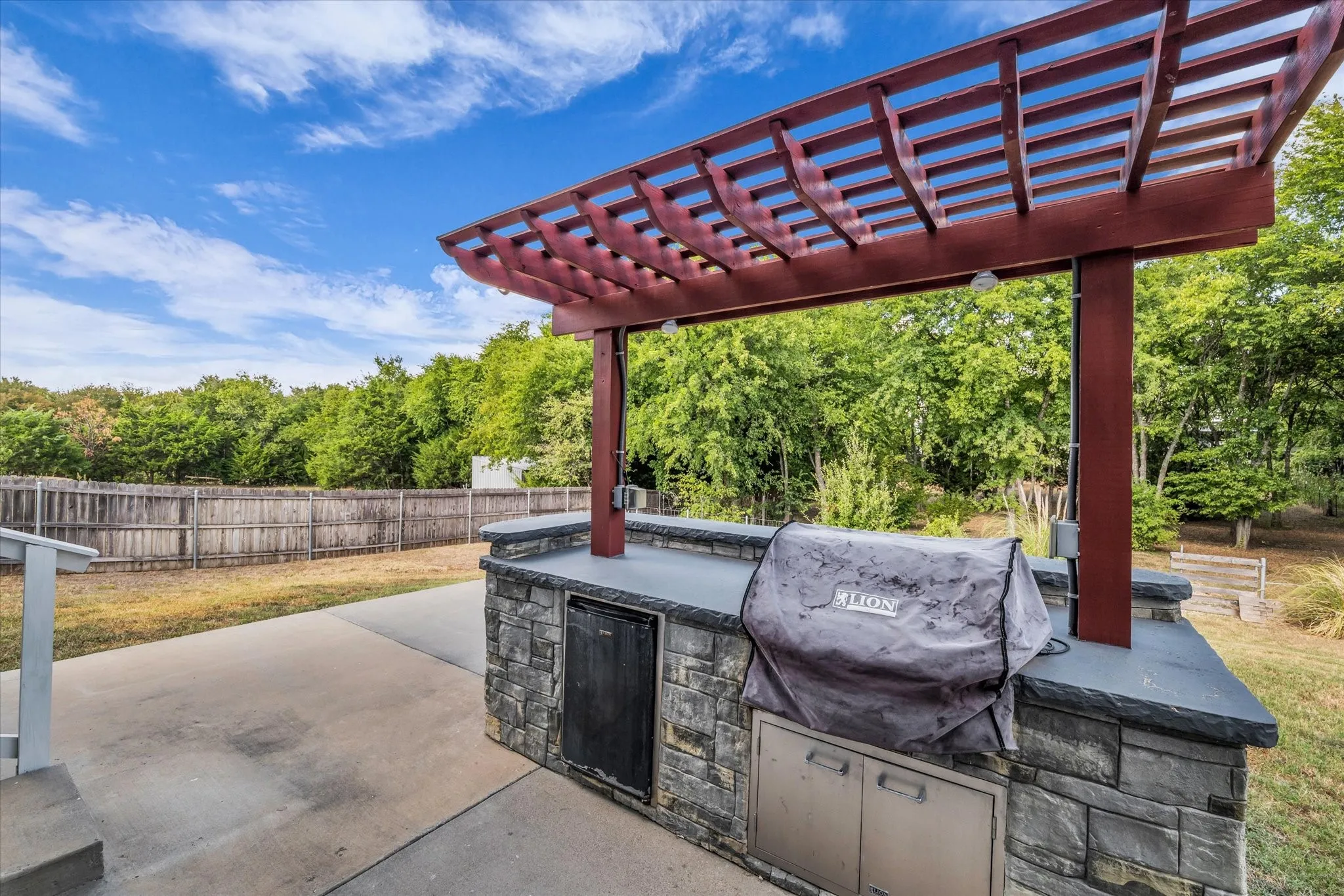Single Family Residence For Sale in Mc Lennan County , 202 Milky Way, Bruceville, Texas 76630, 4 Bedroom, 3 Bathroom, 2 Garage spaces, 2,660 Sqft, built in 2017, mls#21384861, Real Estate Agent in Bruceville, Homes For Sale in Mc Lennan county, Homes For Sale in Bruceville, Realtor in Bruceville Texas, Real Estate Brokerage Independent Realty Texas, Luminita Cordes Realtor