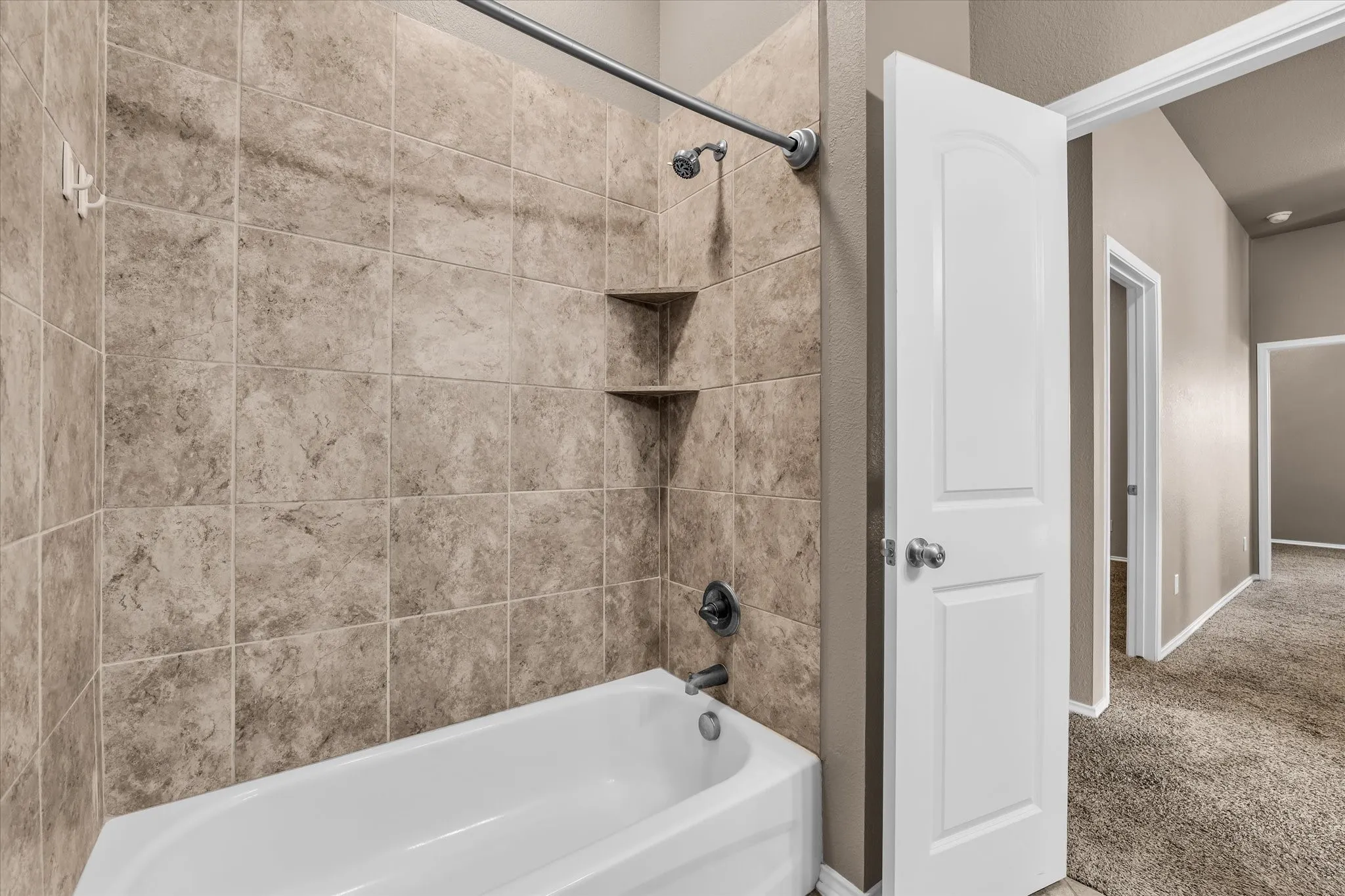 Single Family Residence For Sale in Mc Lennan County , 202 Milky Way, Bruceville, Texas 76630, 4 Bedroom, 3 Bathroom, 2 Garage spaces, 2,660 Sqft, built in 2017, mls#21384861, Real Estate Agent in Bruceville, Homes For Sale in Mc Lennan county, Homes For Sale in Bruceville, Realtor in Bruceville Texas, Real Estate Brokerage Independent Realty Texas, Luminita Cordes Realtor