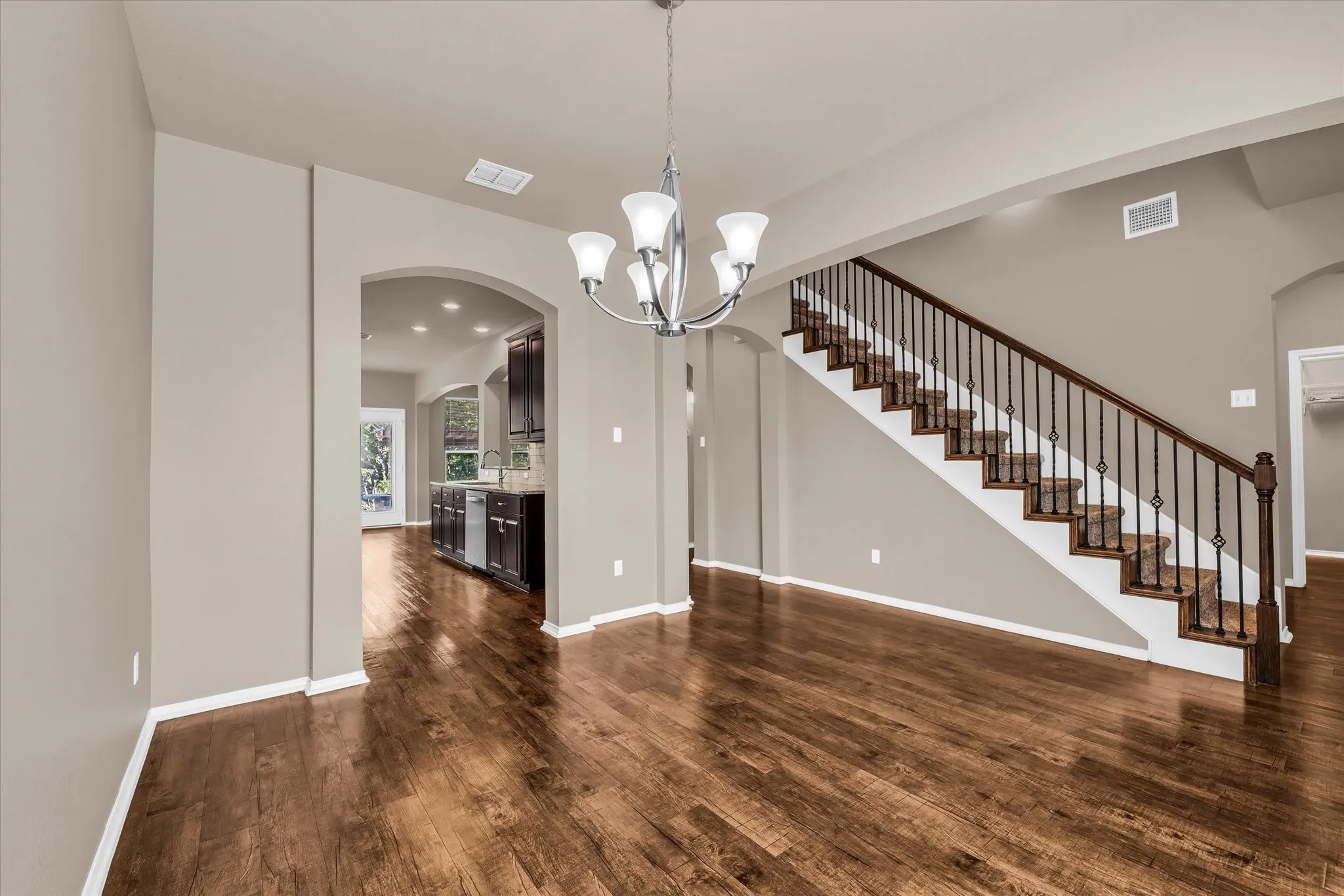 Single Family Residence For Sale in Mc Lennan County , 202 Milky Way, Bruceville, Texas 76630, 4 Bedroom, 3 Bathroom, 2 Garage spaces, 2,660 Sqft, built in 2017, mls#21384861, Real Estate Agent in Bruceville, Homes For Sale in Mc Lennan county, Homes For Sale in Bruceville, Realtor in Bruceville Texas, Real Estate Brokerage Independent Realty Texas, Luminita Cordes Realtor