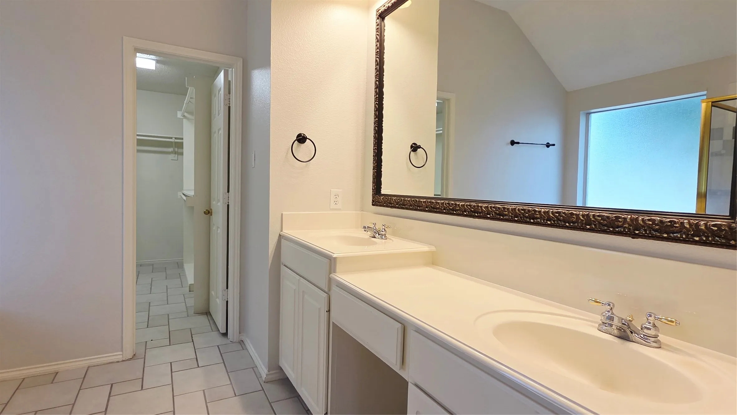 Single Family Residence For Rent in Collin County , 9029 Culberson Drive, Plano, Texas 75025, 5 Bedroom, 3 Bathroom, 2 Garage spaces, 3,159 Sqft, built in 1997, mls#21385006, Real Estate Agent in Plano, Homes For Rent in Collin county, Homes For Rent in Plano, Realtor in Plano Texas, Real Estate Brokerage Independent Realty Texas, Luminita Cordes Realtor