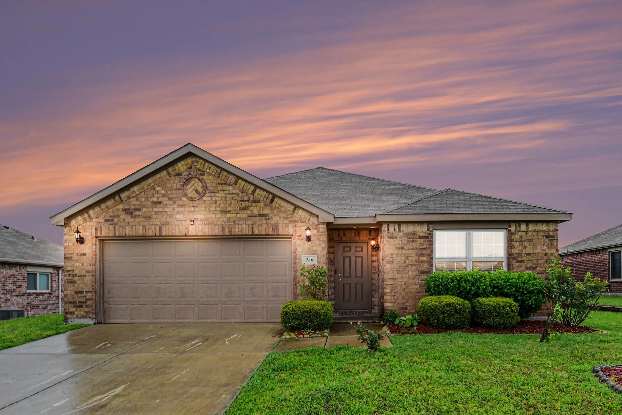 Single Family Residence For Sale in Kaufman County , 246 Willow Creek Lane, Terrell, Texas 75160, 3 Bedroom, 2 Bathroom, 2 Garage spaces, 1,234 Sqft, built in 2017, mls#21384733, Real Estate Agent in Terrell, Homes For Sale in Kaufman county, Homes For Sale in Terrell, Realtor in Terrell Texas, Real Estate Brokerage Independent Realty Texas, Luminita Cordes Realtor