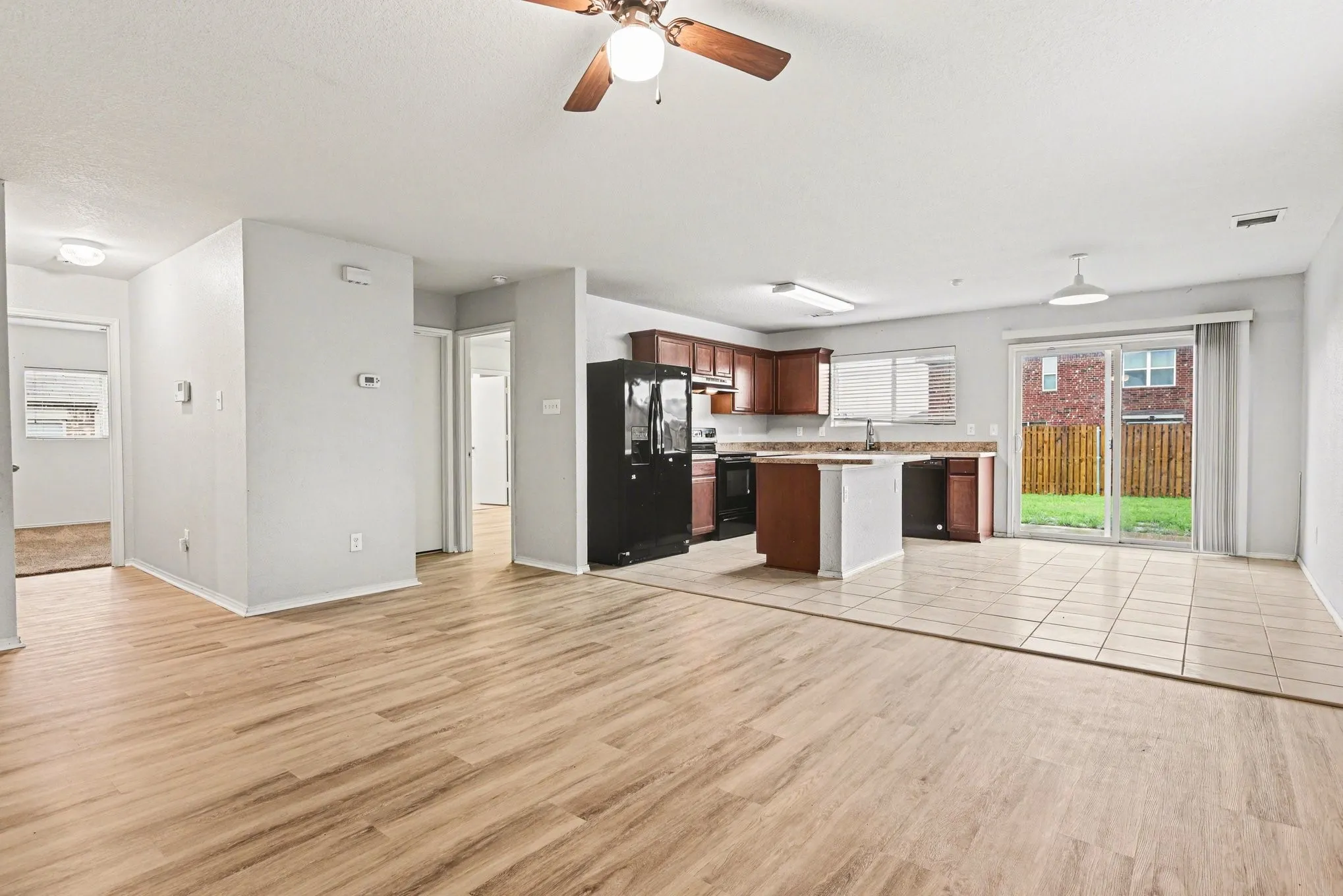 Single Family Residence For Sale in Kaufman County , 246 Willow Creek Lane, Terrell, Texas 75160, 3 Bedroom, 2 Bathroom, 2 Garage spaces, 1,234 Sqft, built in 2017, mls#21384733, Real Estate Agent in Terrell, Homes For Sale in Kaufman county, Homes For Sale in Terrell, Realtor in Terrell Texas, Real Estate Brokerage Independent Realty Texas, Luminita Cordes Realtor