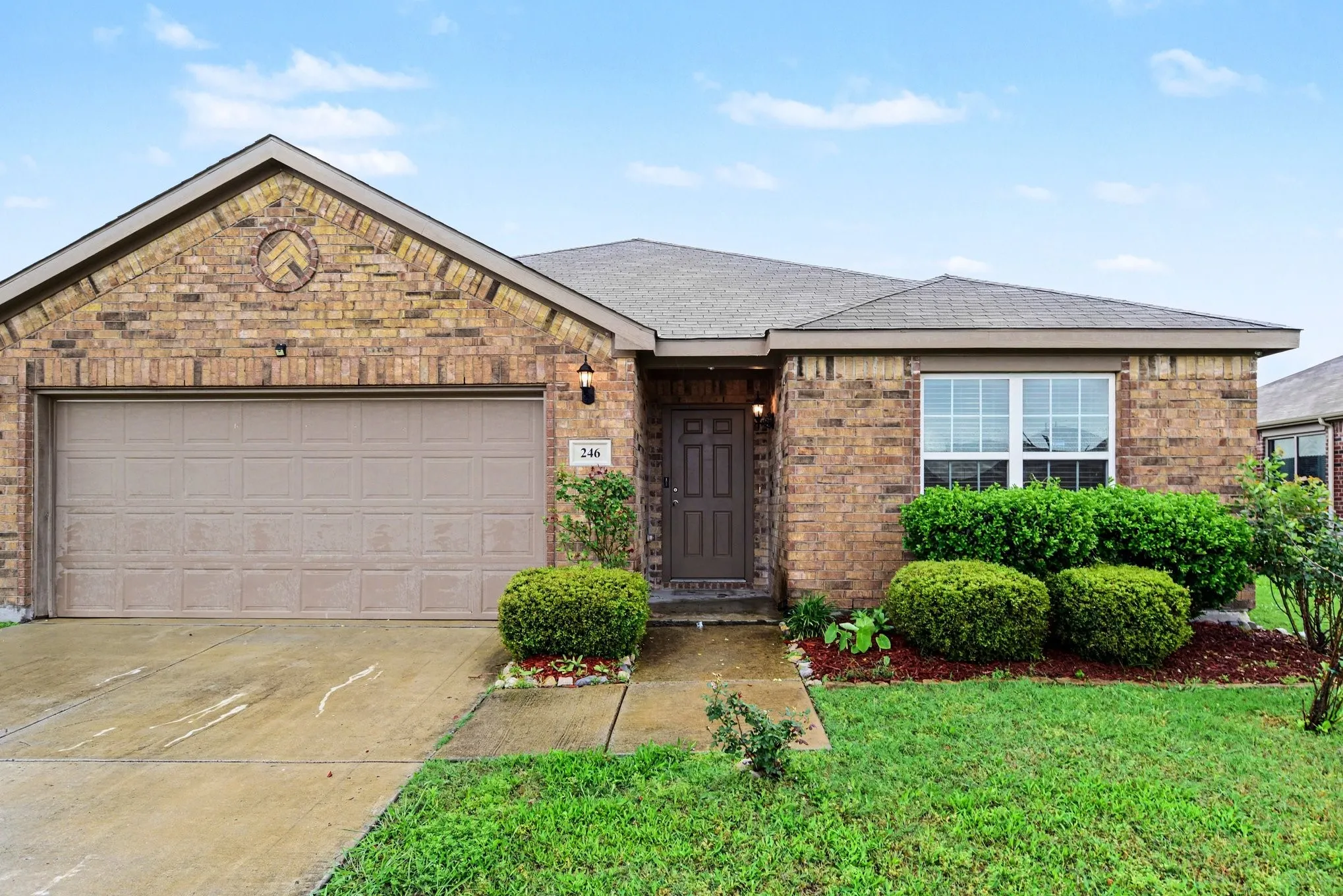Single Family Residence For Sale in Kaufman County , 246 Willow Creek Lane, Terrell, Texas 75160, 3 Bedroom, 2 Bathroom, 2 Garage spaces, 1,234 Sqft, built in 2017, mls#21384733, Real Estate Agent in Terrell, Homes For Sale in Kaufman county, Homes For Sale in Terrell, Realtor in Terrell Texas, Real Estate Brokerage Independent Realty Texas, Luminita Cordes Realtor