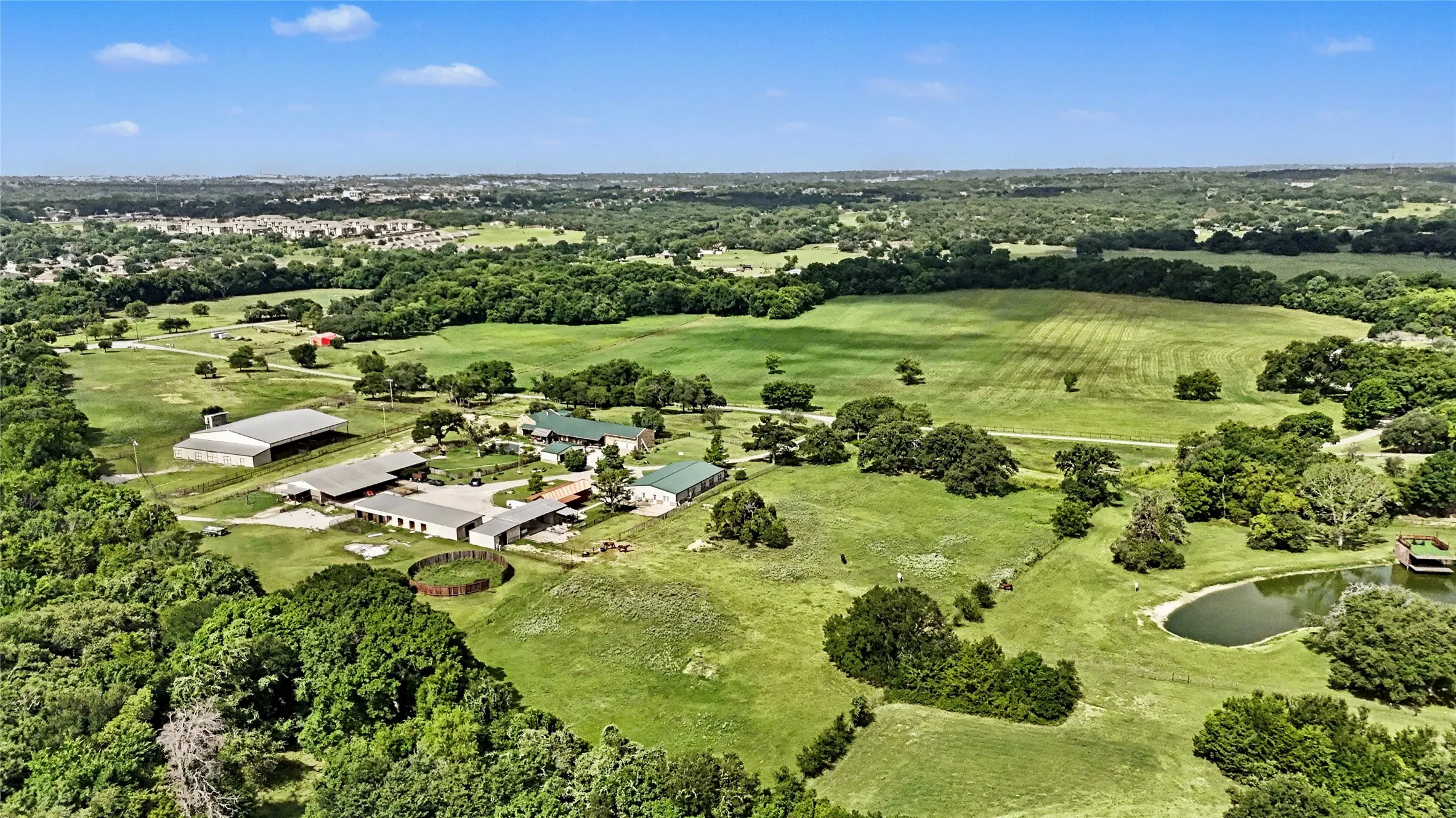 Single Family Residence For Sale in Parker County , 2121 Old Dicey Road, Weatherford, Texas 76085, 5 Bedroom, 5 Bathroom, 6 Garage spaces, 5,132 Sqft, built in 1998, mls#21384731, Real Estate Agent in Weatherford, Homes For Sale in Parker county, Homes For Sale in Weatherford, Realtor in Weatherford Texas, Real Estate Brokerage Independent Realty Texas, Luminita Cordes Realtor