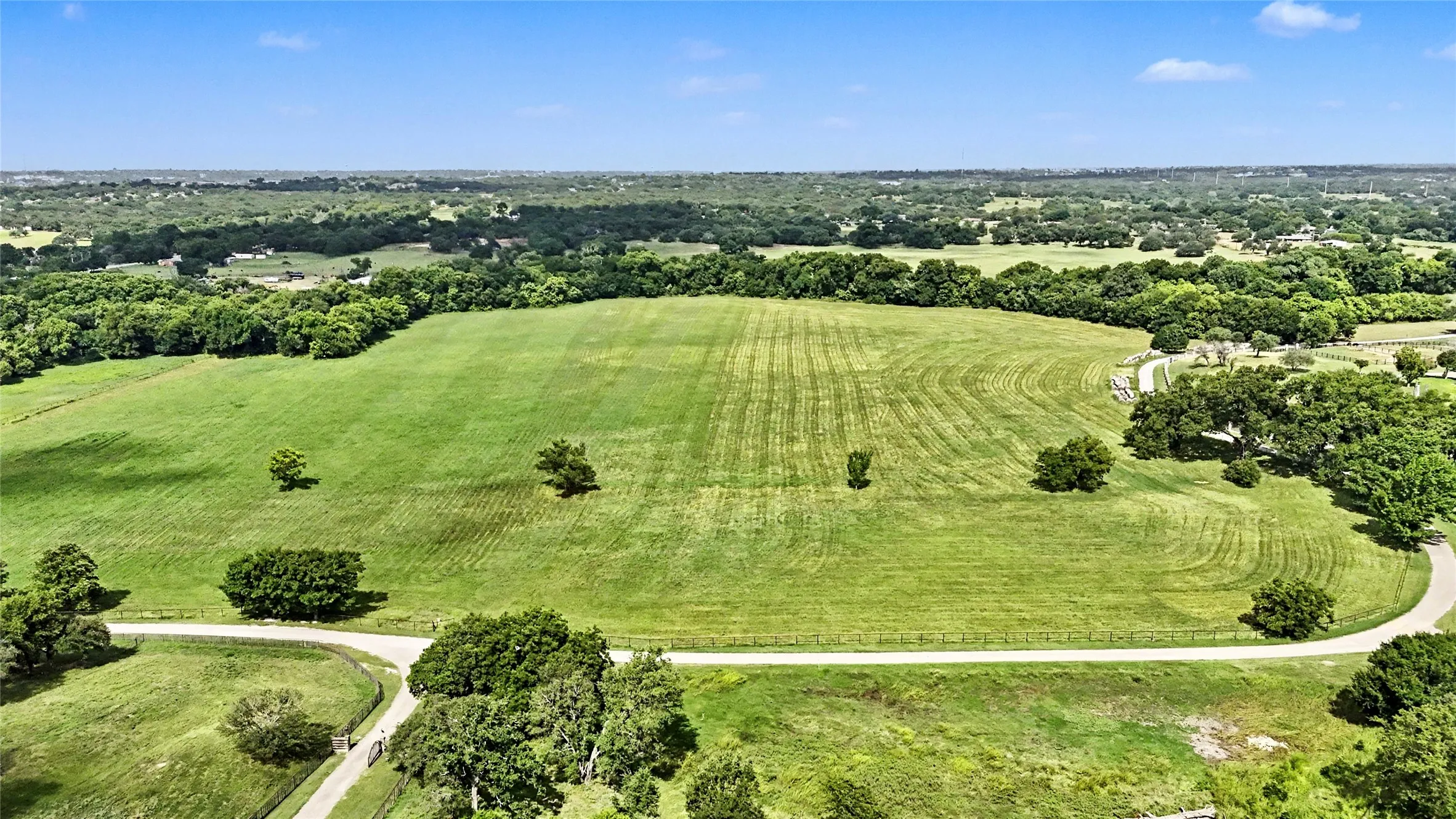 Single Family Residence For Sale in Parker County , 2121 Old Dicey Road, Weatherford, Texas 76085, 5 Bedroom, 5 Bathroom, 6 Garage spaces, 5,132 Sqft, built in 1998, mls#21384731, Real Estate Agent in Weatherford, Homes For Sale in Parker county, Homes For Sale in Weatherford, Realtor in Weatherford Texas, Real Estate Brokerage Independent Realty Texas, Luminita Cordes Realtor