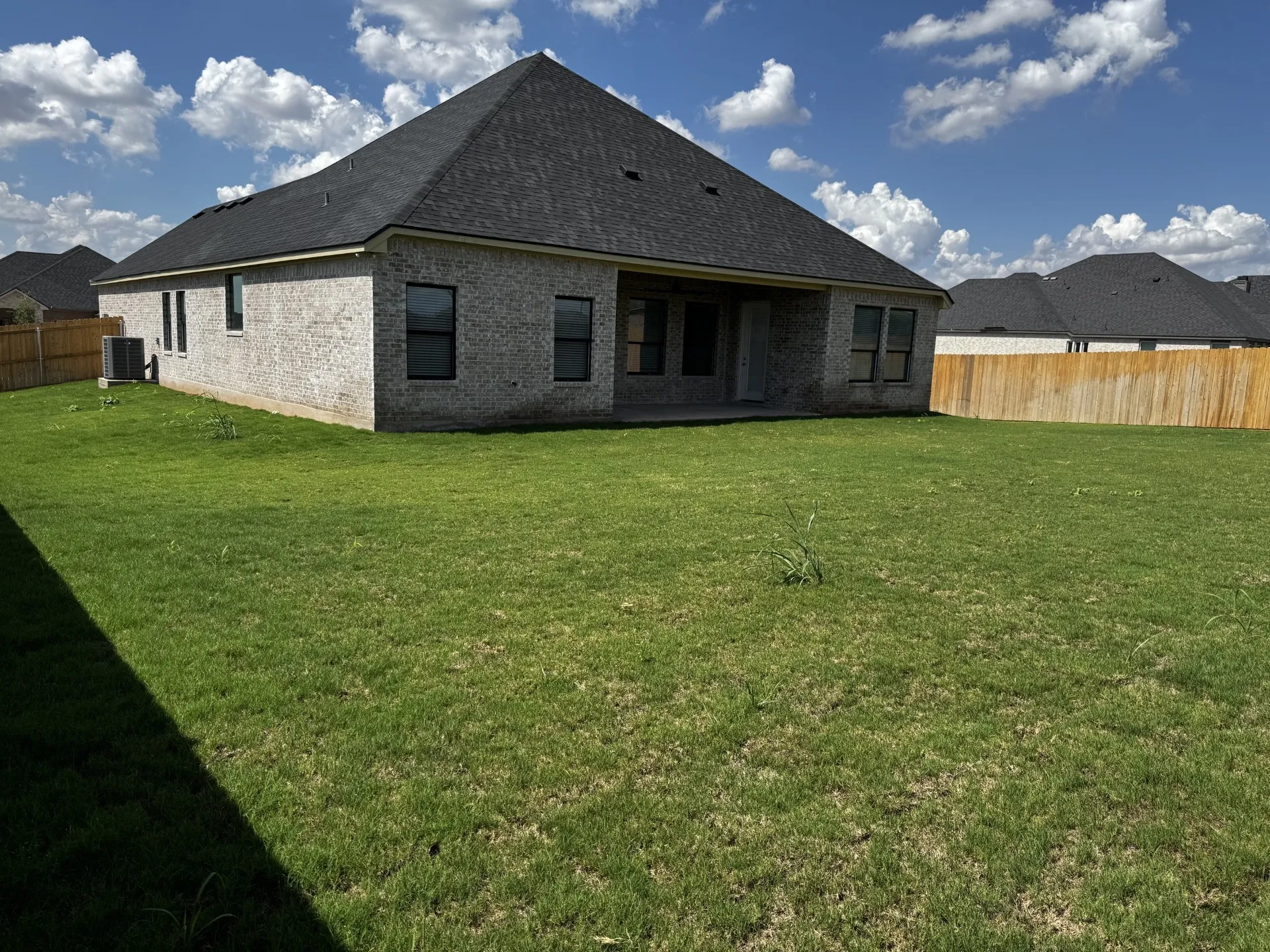 Single Family Residence For Sale in Mc Lennan County , 1336 Tahonta Drive, Hewitt, Texas 76643, 4 Bedroom, 3 Bathroom, 2 Garage spaces, 2,438 Sqft, built in 2026, mls#21383698, Real Estate Agent in Hewitt, Homes For Sale in Mc Lennan county, Homes For Sale in Hewitt, Realtor in Hewitt Texas, Real Estate Brokerage Independent Realty Texas, Luminita Cordes Realtor