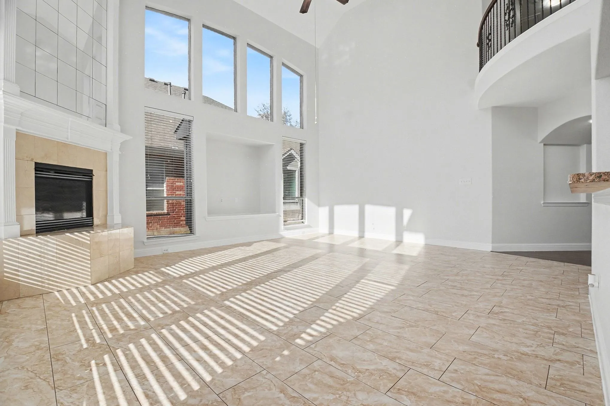 Single Family Residence For Sale in Dallas County , 1930 Wind Lake Circle, Garland, Texas 75040, 4 Bedroom, 3 Bathroom, 2 Garage spaces, 4,350 Sqft, built in 2005, mls#21384816, Real Estate Agent in Garland, Homes For Sale in Dallas county, Homes For Sale in Garland, Realtor in Garland Texas, Real Estate Brokerage Independent Realty Texas, Luminita Cordes Realtor