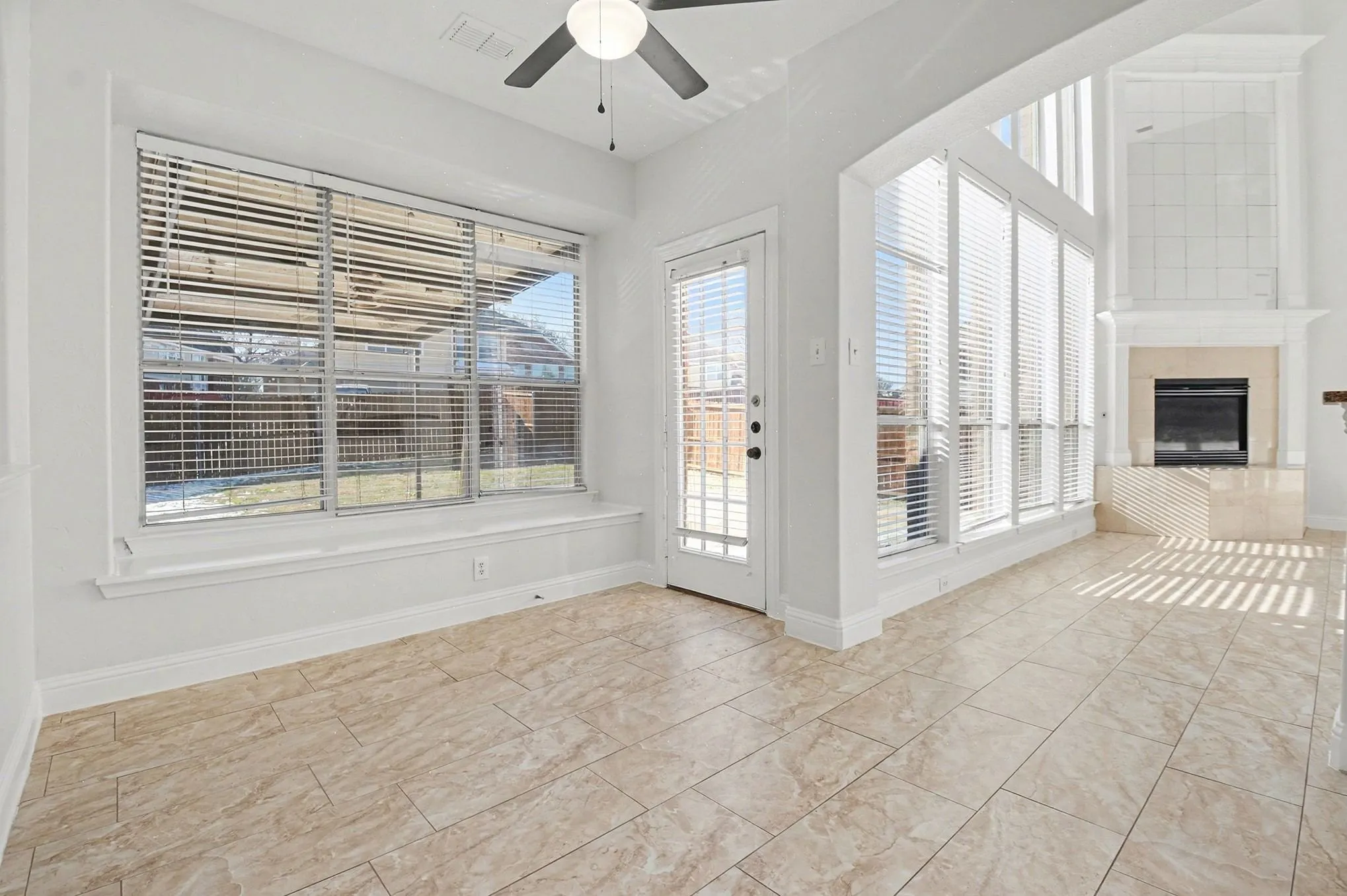 Single Family Residence For Sale in Dallas County , 1930 Wind Lake Circle, Garland, Texas 75040, 4 Bedroom, 3 Bathroom, 2 Garage spaces, 4,350 Sqft, built in 2005, mls#21384816, Real Estate Agent in Garland, Homes For Sale in Dallas county, Homes For Sale in Garland, Realtor in Garland Texas, Real Estate Brokerage Independent Realty Texas, Luminita Cordes Realtor