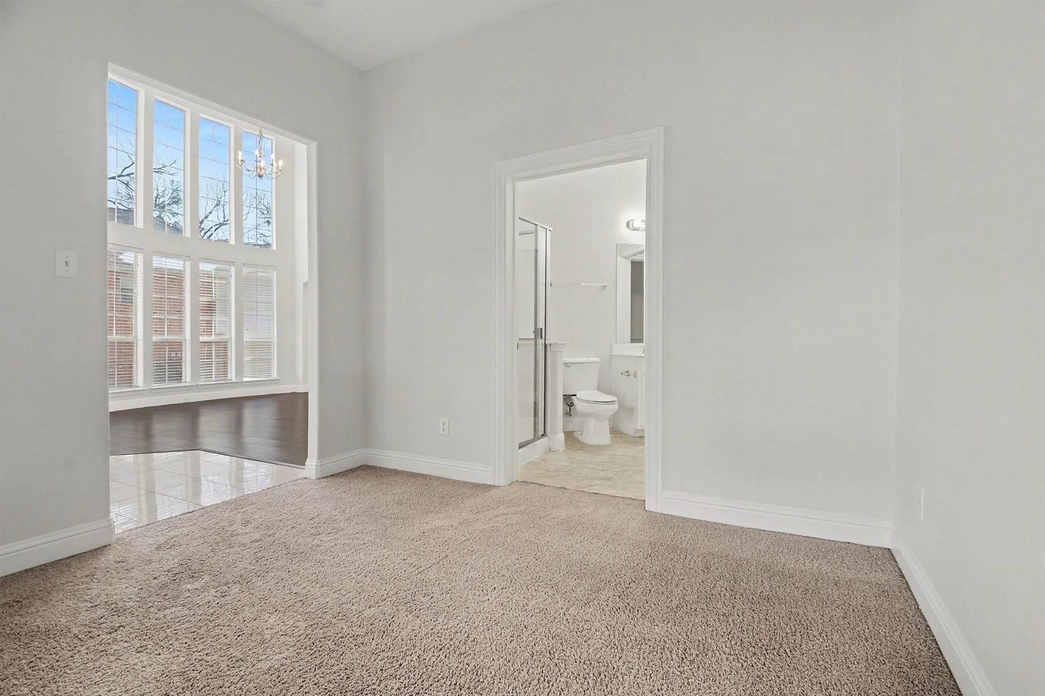 Single Family Residence For Sale in Dallas County , 1930 Wind Lake Circle, Garland, Texas 75040, 4 Bedroom, 3 Bathroom, 2 Garage spaces, 4,350 Sqft, built in 2005, mls#21384816, Real Estate Agent in Garland, Homes For Sale in Dallas county, Homes For Sale in Garland, Realtor in Garland Texas, Real Estate Brokerage Independent Realty Texas, Luminita Cordes Realtor