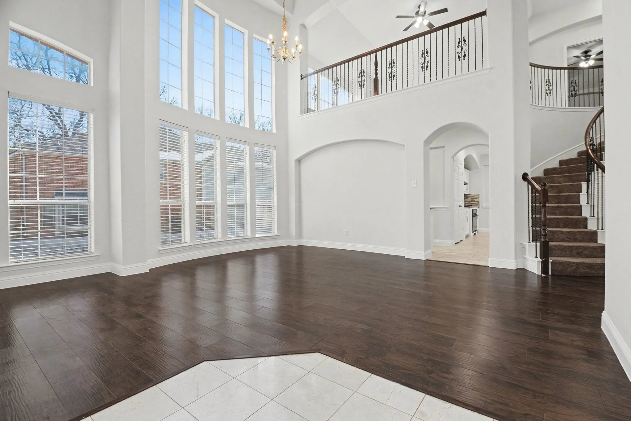 Single Family Residence For Sale in Dallas County , 1930 Wind Lake Circle, Garland, Texas 75040, 4 Bedroom, 3 Bathroom, 2 Garage spaces, 4,350 Sqft, built in 2005, mls#21384816, Real Estate Agent in Garland, Homes For Sale in Dallas county, Homes For Sale in Garland, Realtor in Garland Texas, Real Estate Brokerage Independent Realty Texas, Luminita Cordes Realtor