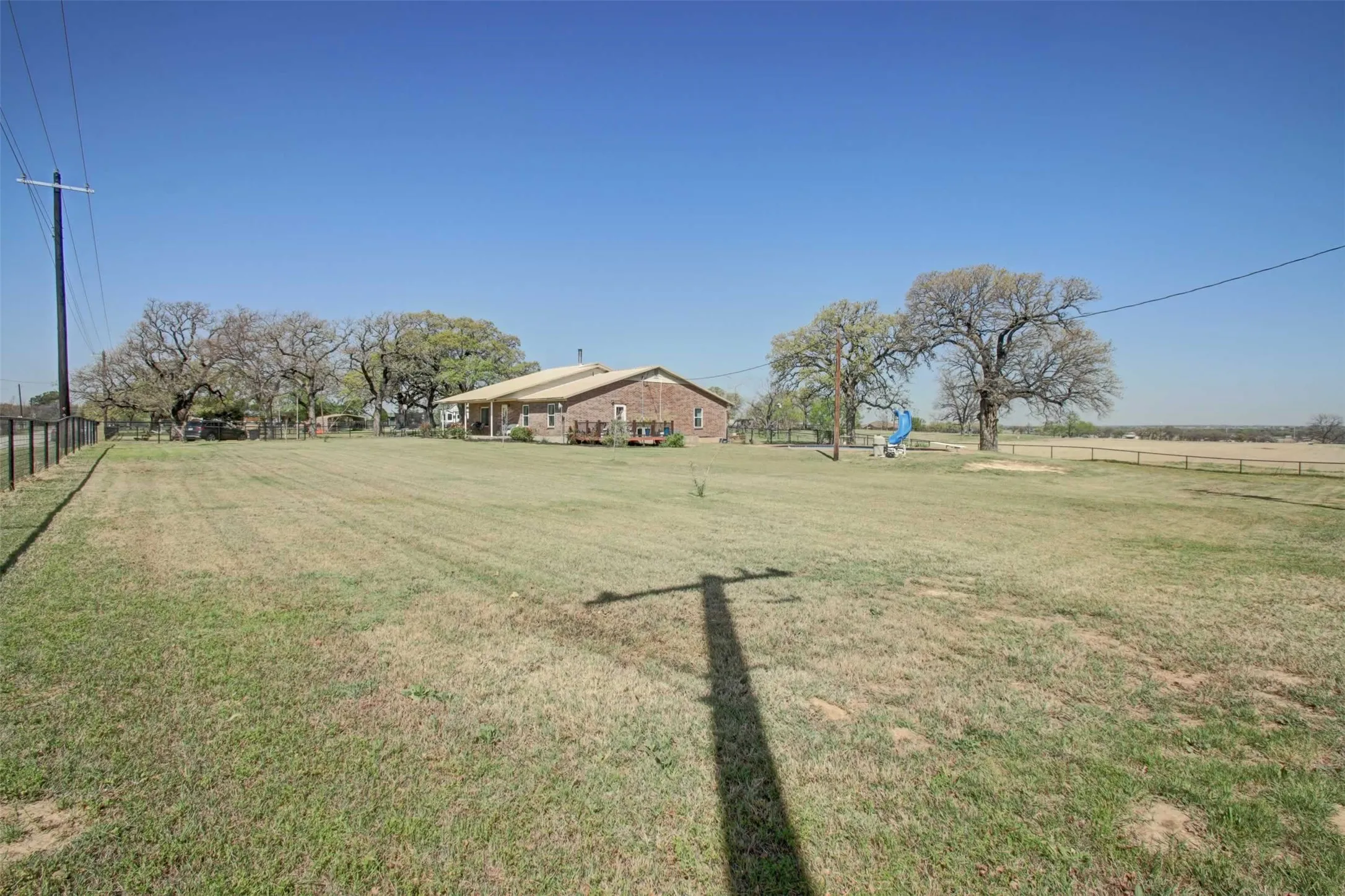 Farm For Sale in Parker County , 3559 Springfield, Springtown, Texas 76082, 3 Bedroom, 2 Bathroom, 5 Garage spaces, 2,304 Sqft, built in 0, mls#21385023, Real Estate Agent in Springtown, Homes For Sale in Parker county, Homes For Sale in Springtown, Realtor in Springtown Texas, Real Estate Brokerage Independent Realty Texas, Luminita Cordes Realtor