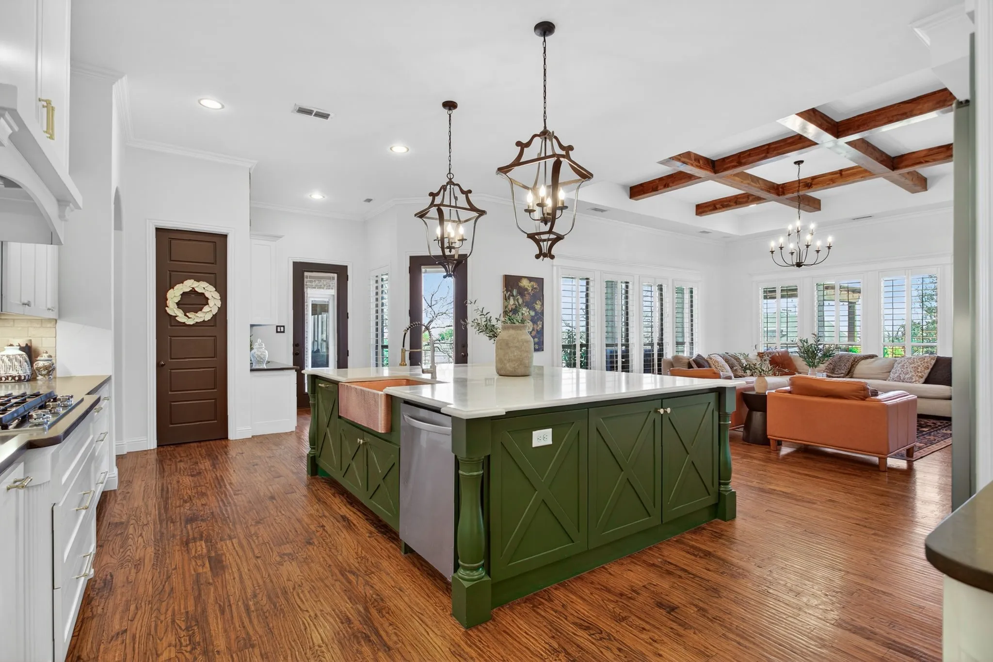 Single Family Residence For Sale in Parker County , 301 Rustic View Lane, Aledo, Texas 76008, 5 Bedroom, 5 Bathroom, 9 Garage spaces, 4,382 Sqft, built in 2014, mls#21385026, Real Estate Agent in Aledo, Homes For Sale in Parker county, Homes For Sale in Aledo, Realtor in Aledo Texas, Real Estate Brokerage Independent Realty Texas, Luminita Cordes Realtor