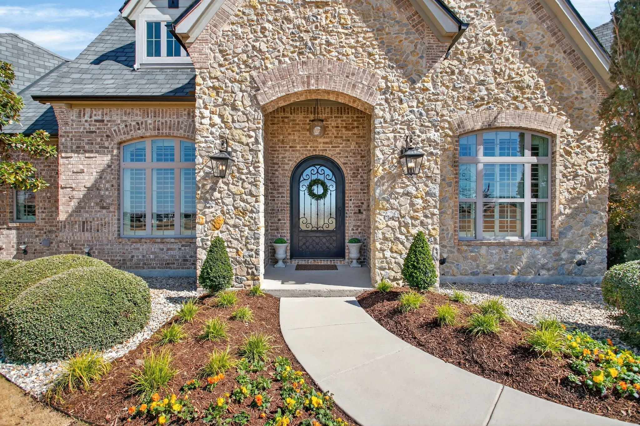Single Family Residence For Sale in Parker County , 301 Rustic View Lane, Aledo, Texas 76008, 5 Bedroom, 5 Bathroom, 9 Garage spaces, 4,382 Sqft, built in 2014, mls#21385026, Real Estate Agent in Aledo, Homes For Sale in Parker county, Homes For Sale in Aledo, Realtor in Aledo Texas, Real Estate Brokerage Independent Realty Texas, Luminita Cordes Realtor