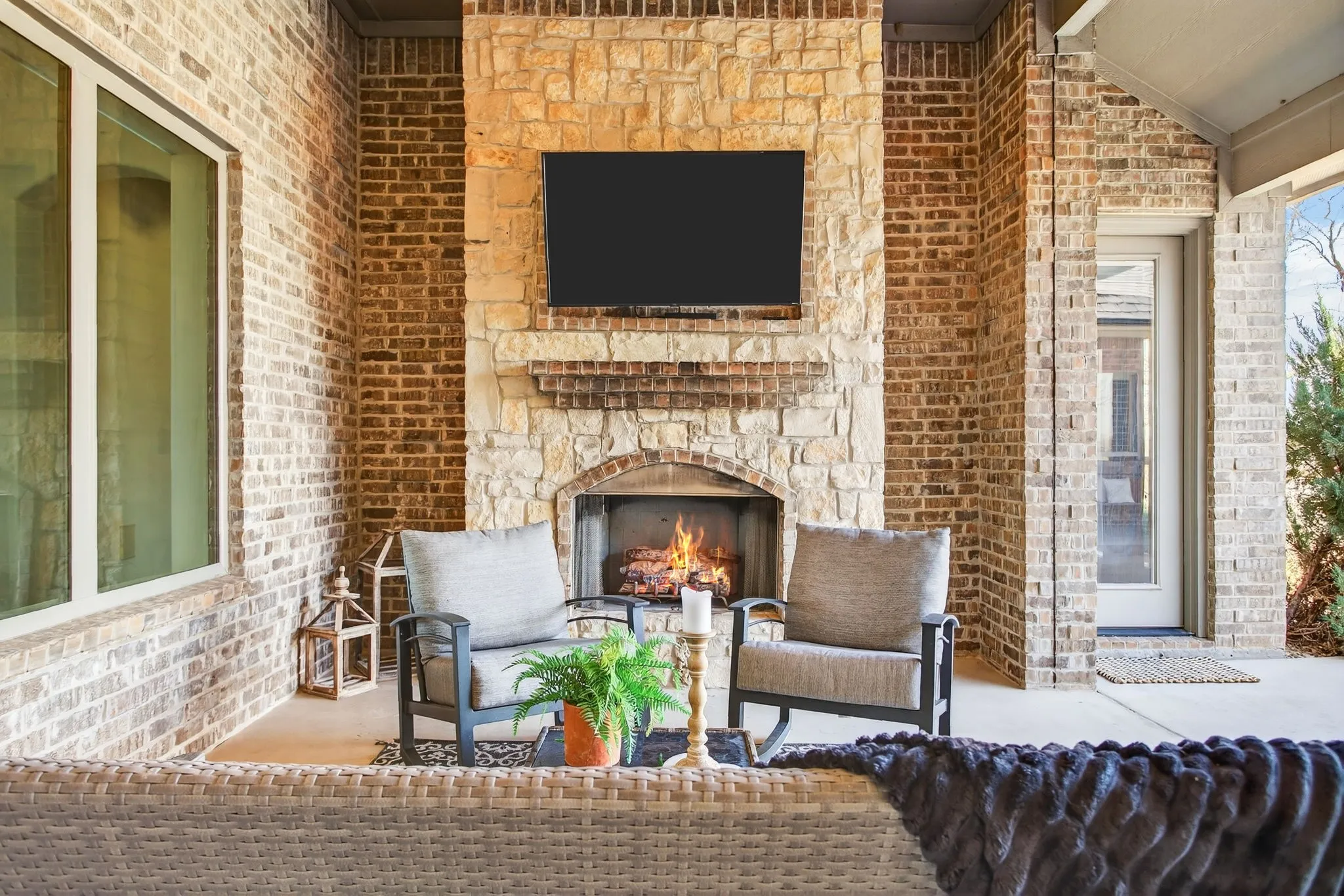 Single Family Residence For Sale in Parker County , 301 Rustic View Lane, Aledo, Texas 76008, 5 Bedroom, 5 Bathroom, 9 Garage spaces, 4,382 Sqft, built in 2014, mls#21385026, Real Estate Agent in Aledo, Homes For Sale in Parker county, Homes For Sale in Aledo, Realtor in Aledo Texas, Real Estate Brokerage Independent Realty Texas, Luminita Cordes Realtor